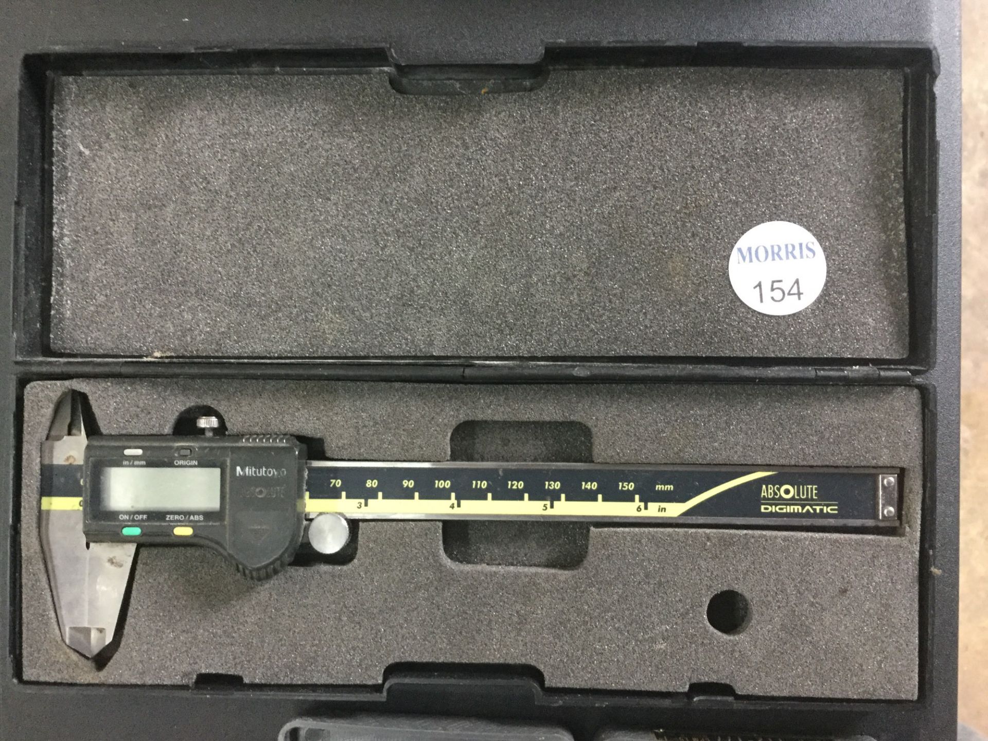 Digital caliper