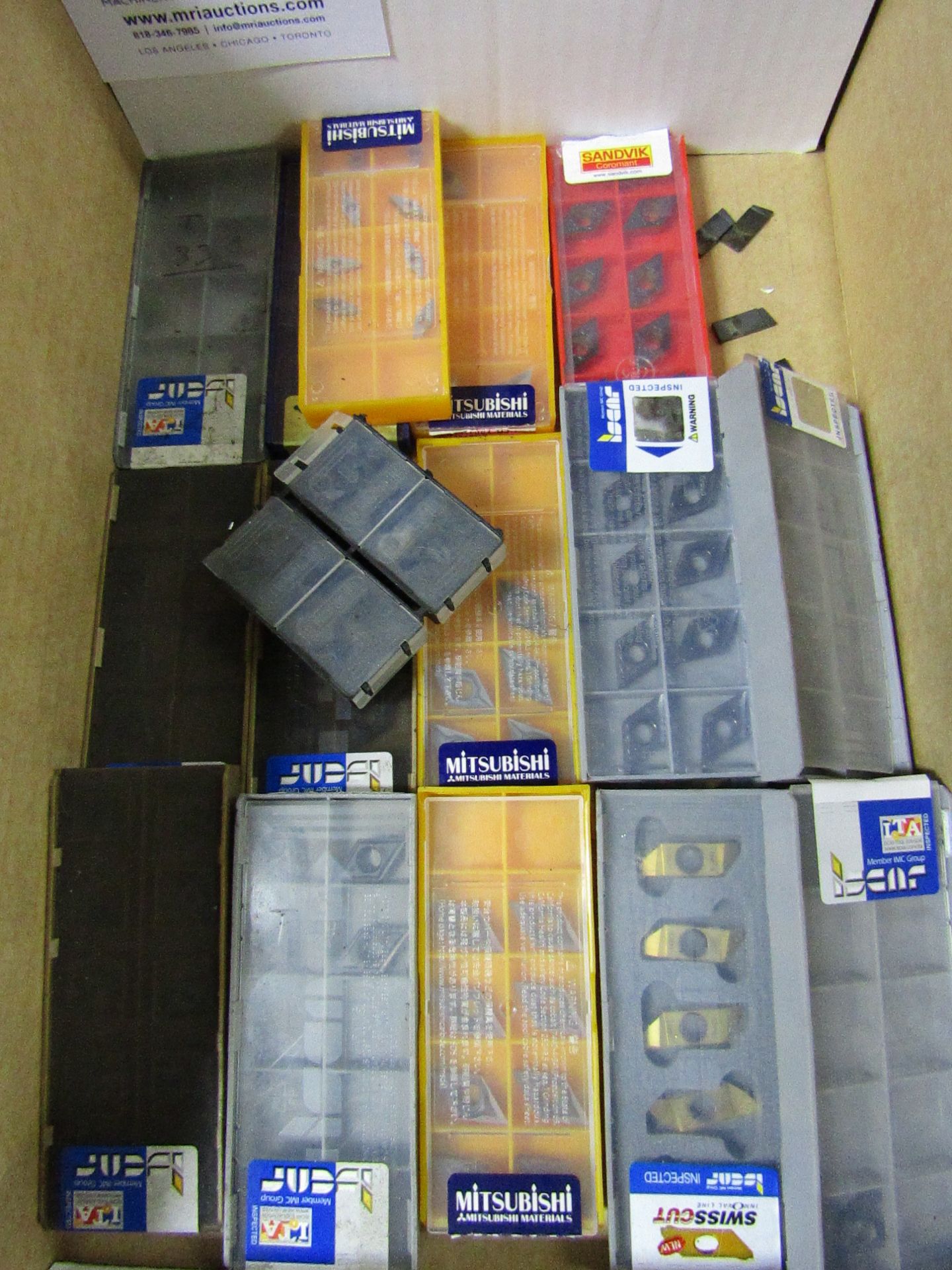 LOT TO INCLUDE: MISC. ISCAR, SWISSCUT, AND MITSUBISHI CARBIDE INSERTS, FULL AND PARTIAL - Image 2 of 3