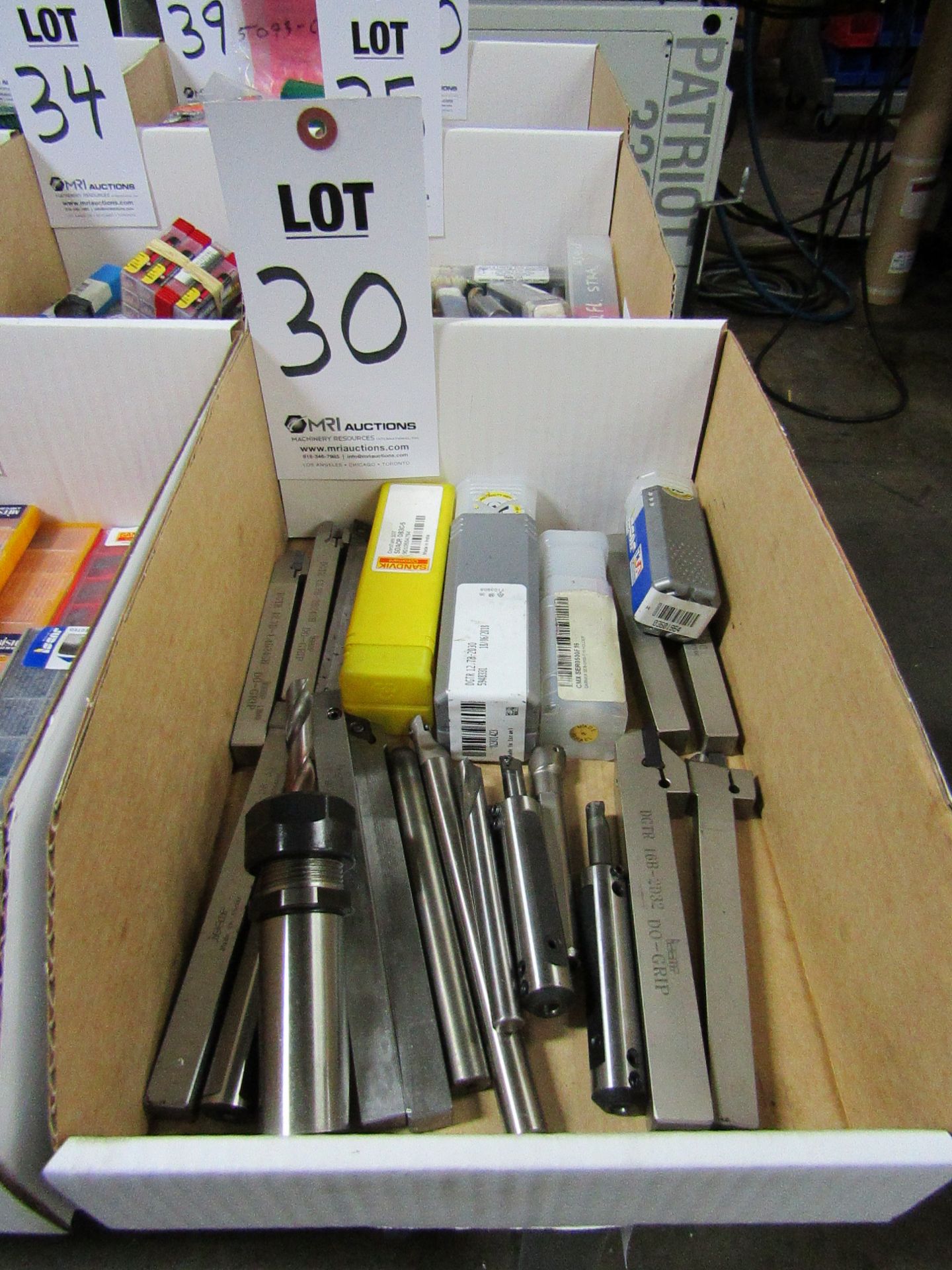 LOT TO INCLUDE: MISC. ISCAR TOOL HOLDERS, VARYING SIZES AND MODELS