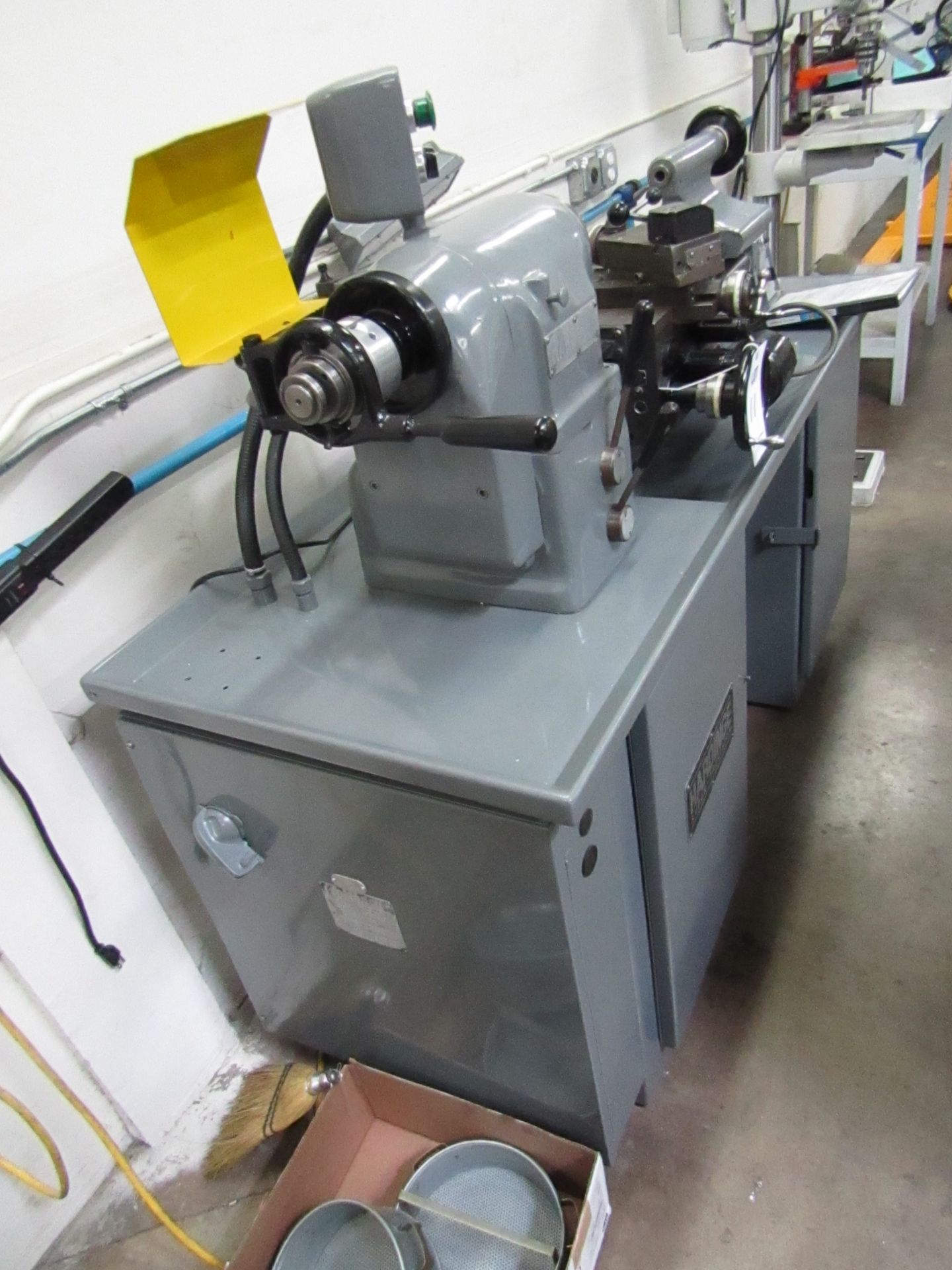 HARDINGE HLV SUPER PRECISION TOOLROOM LATHE, MODEL TFB-H, SERIAL HLV-H-8428T - Image 3 of 9