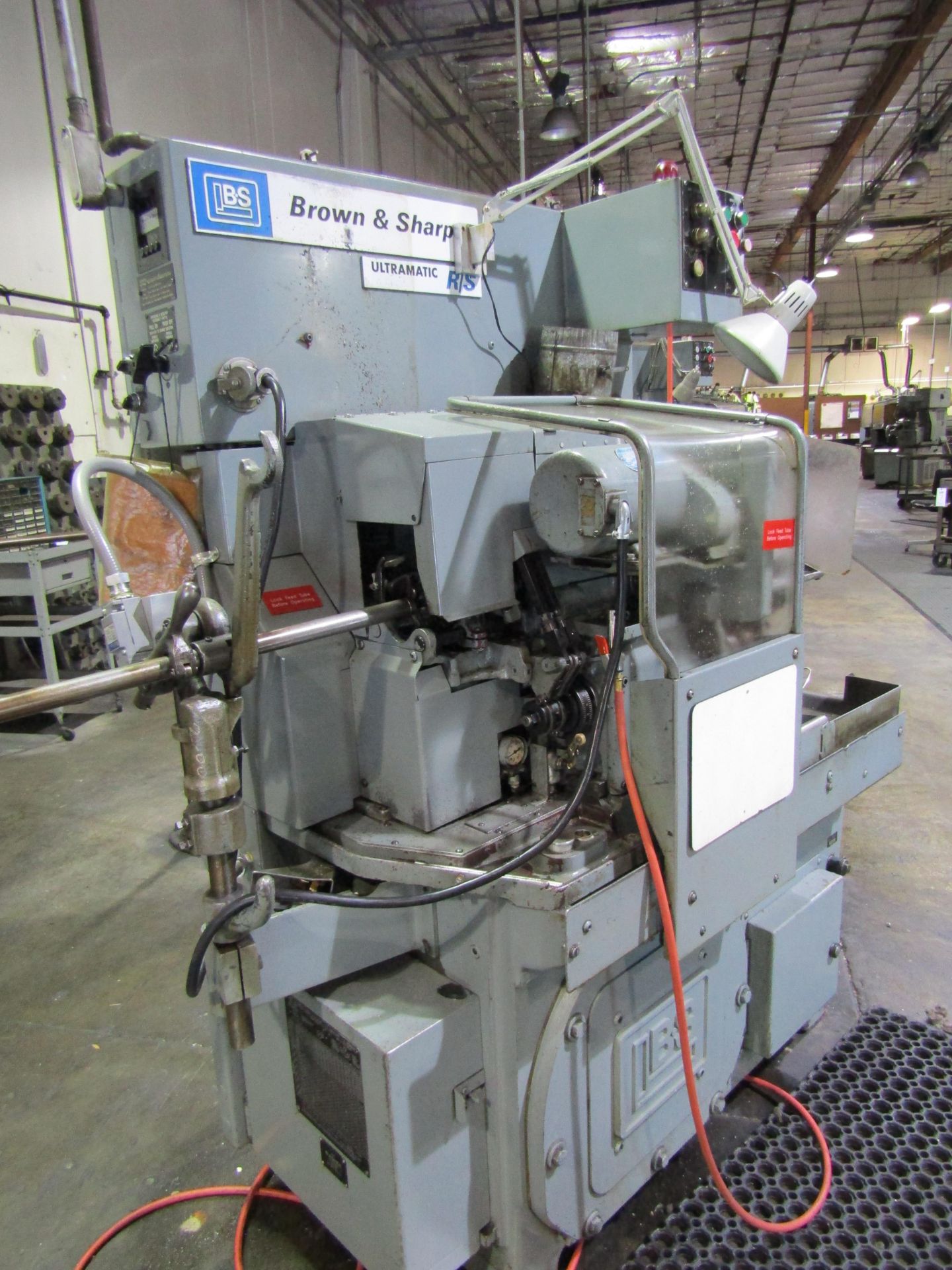 BROWNE & SHARPE AUTOMATIC LATHE SCREW MACHINE, MODEL ULTRAMATIC R/S, SERIAL 542-00-9665-1/2. LOT - Image 2 of 10