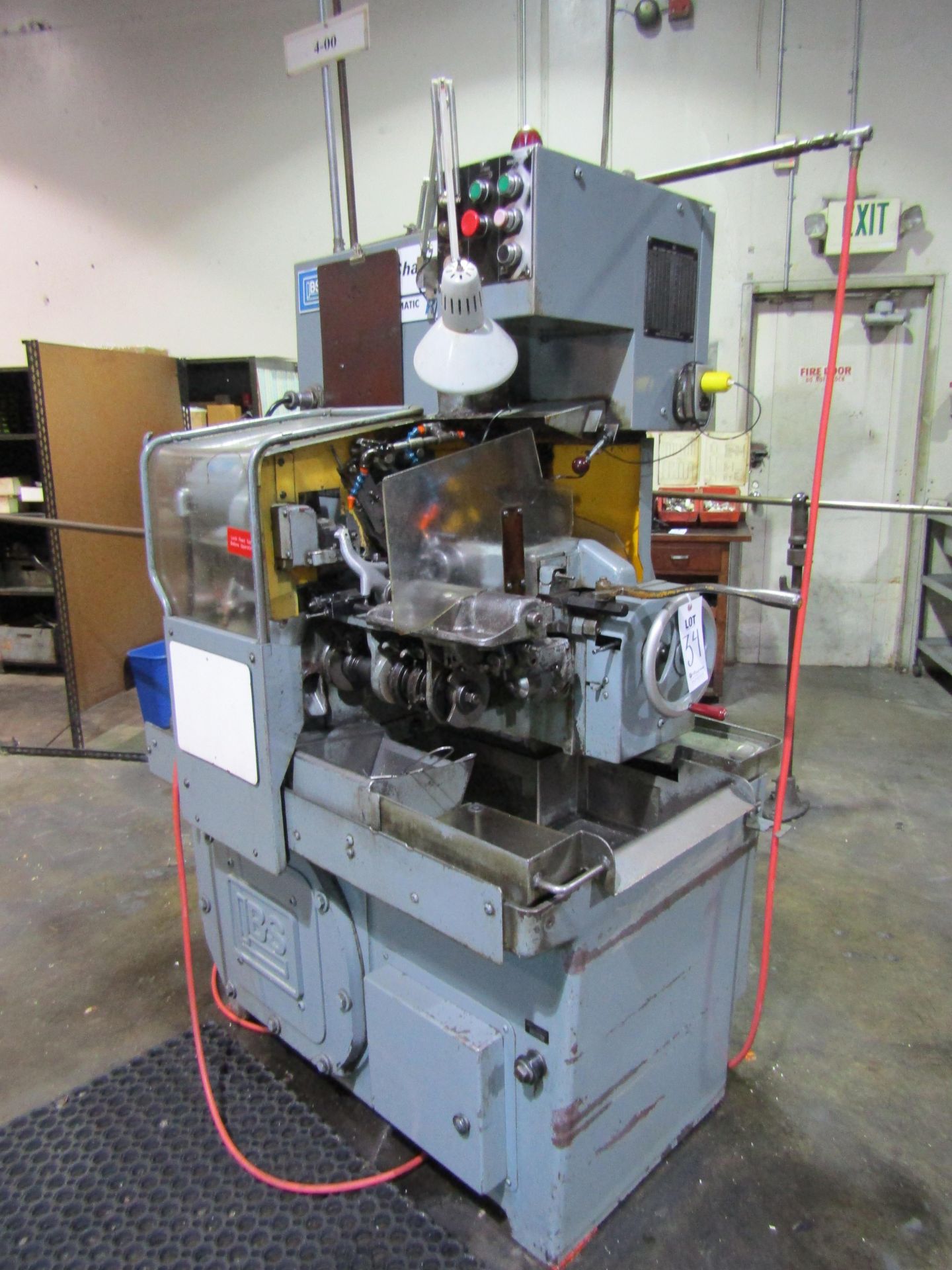 BROWNE & SHARPE AUTOMATIC LATHE SCREW MACHINE, MODEL ULTRAMATIC R/S, SERIAL 542-00-9665-1/2. LOT