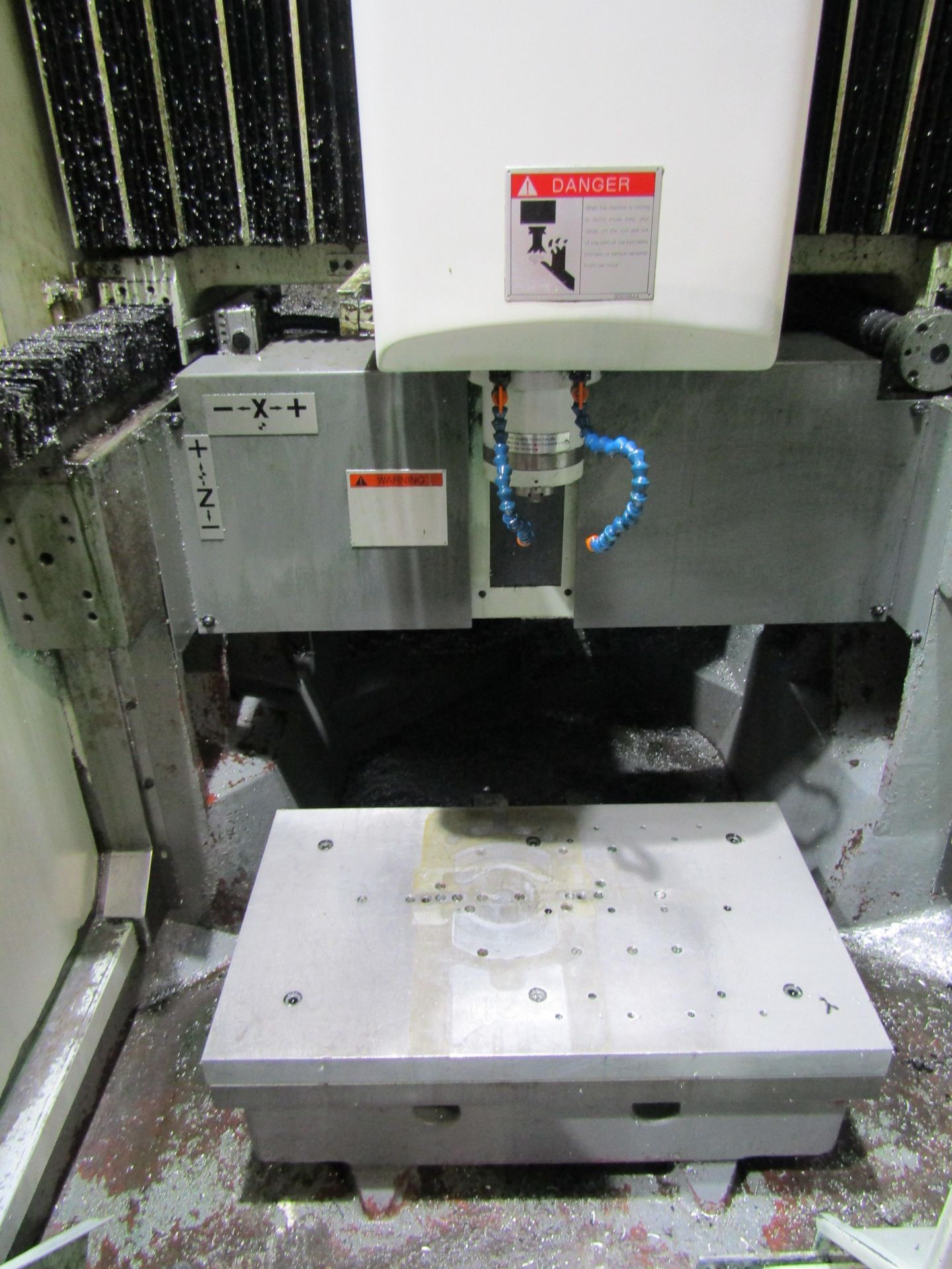 ENSHU CNC MILL VERTICAL MACHINING CENTER, MODEL S300, SERIAL 1041, MANUFACTURED 1996, ENAC SYSTEM - Image 2 of 8