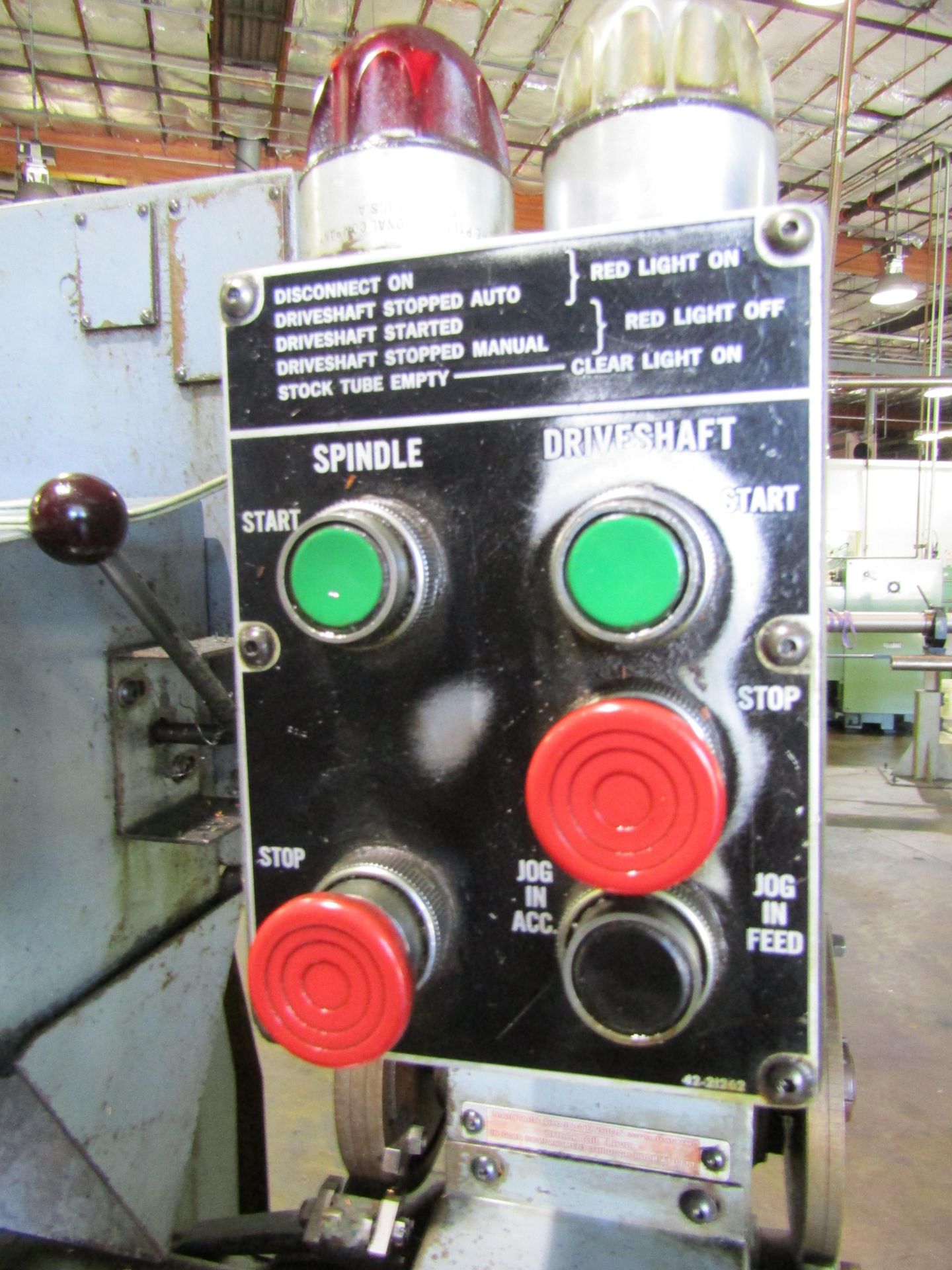 BROWNE & SHARPE AUTOMATIC LATHE SCREW MACHINE, SERIAL 542-2-6927-1 5/8. LOT TO INCLUDE: ASSOCIATED - Image 3 of 7