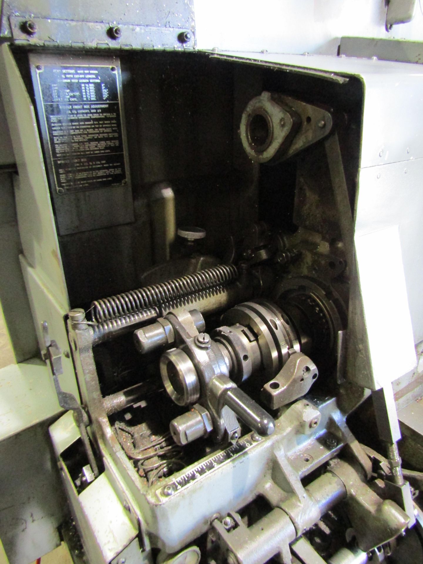 BROWNE & SHARPE AUTOMATIC LATHE SCREW MACHINE, SERIAL 542-2-6927-1 5/8. LOT TO INCLUDE: ASSOCIATED - Image 4 of 7