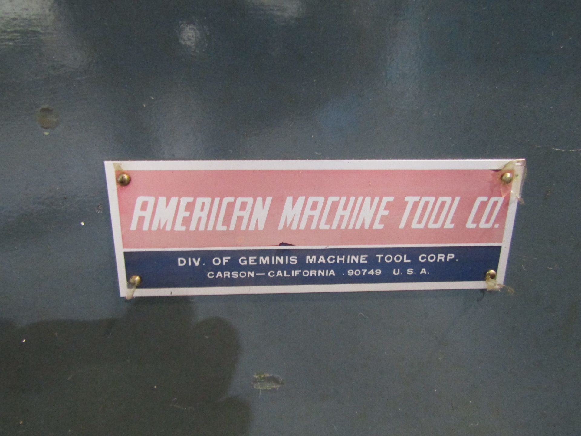 AMERICAN MACHINE TOOL MANUAL LATHE, MODEL TURNMASTER 15" X 50". LOT TO INCLUDE TOOLING IN/ON - Image 3 of 8