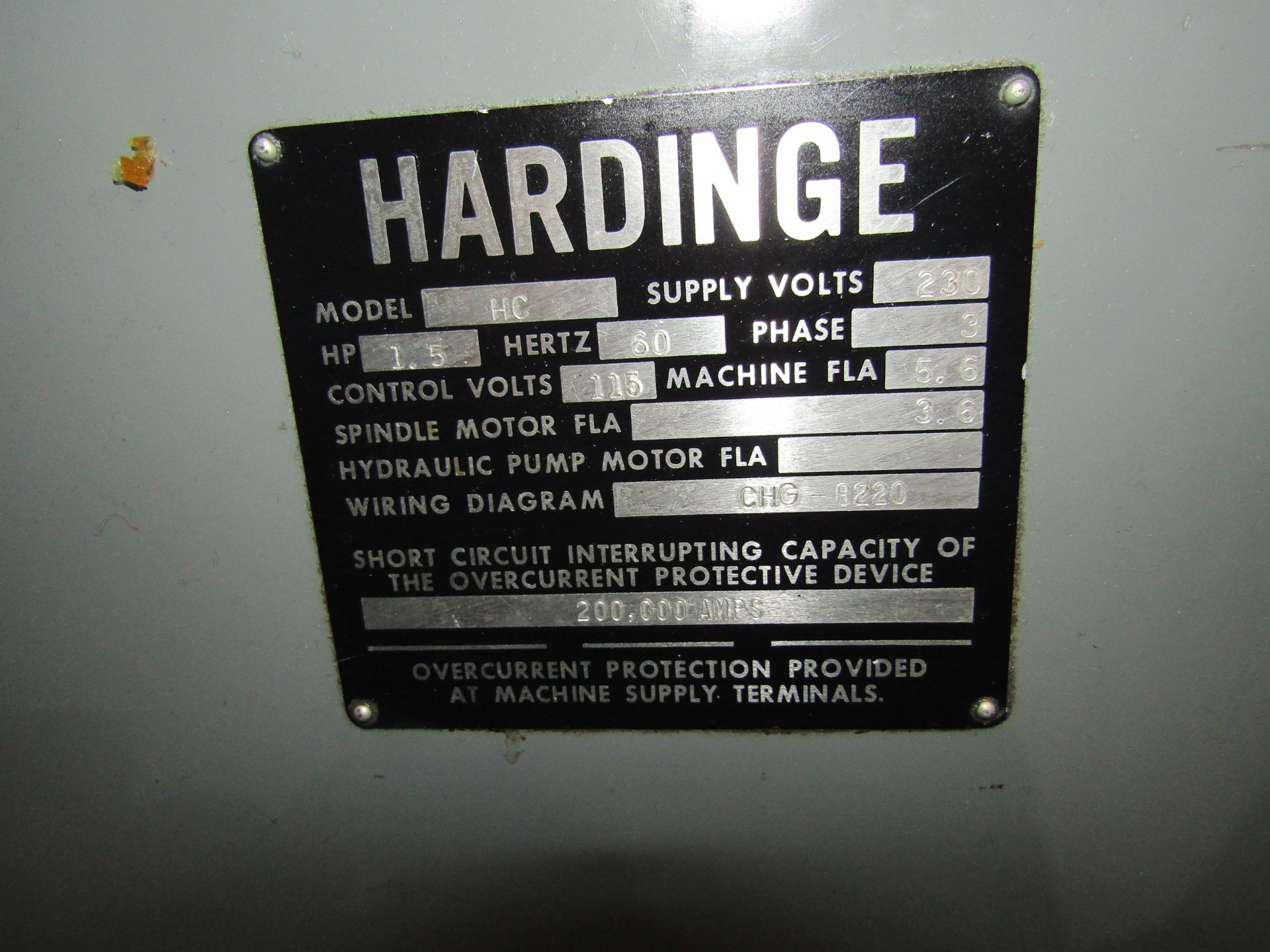 HARDINGE CHUCKING LATHE, MODEL HC, 1.5 HP, 3 PHASE, 60 HZ, DOVETAIL BED. LOT TO INCLUDE: CART WITH - Image 5 of 8