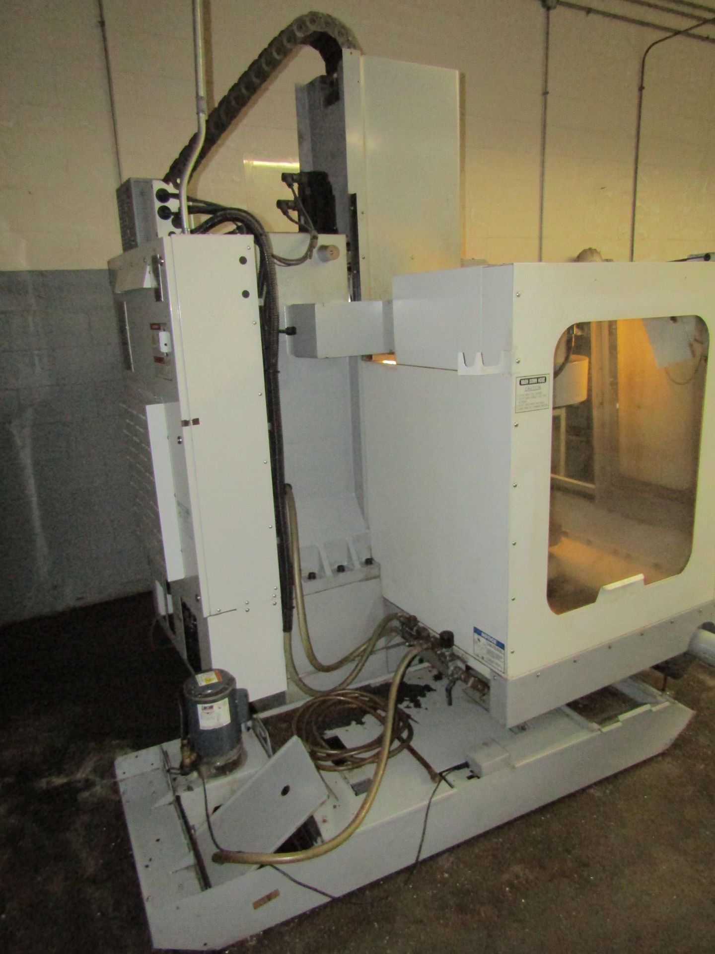 2006 HAAS VF-1D VERTICAL MACHINING CENTER, TRAVELS: 20 X 16 X 21, 21 ATC, HAAS CONTROL S/N: 1054610 - Image 10 of 12