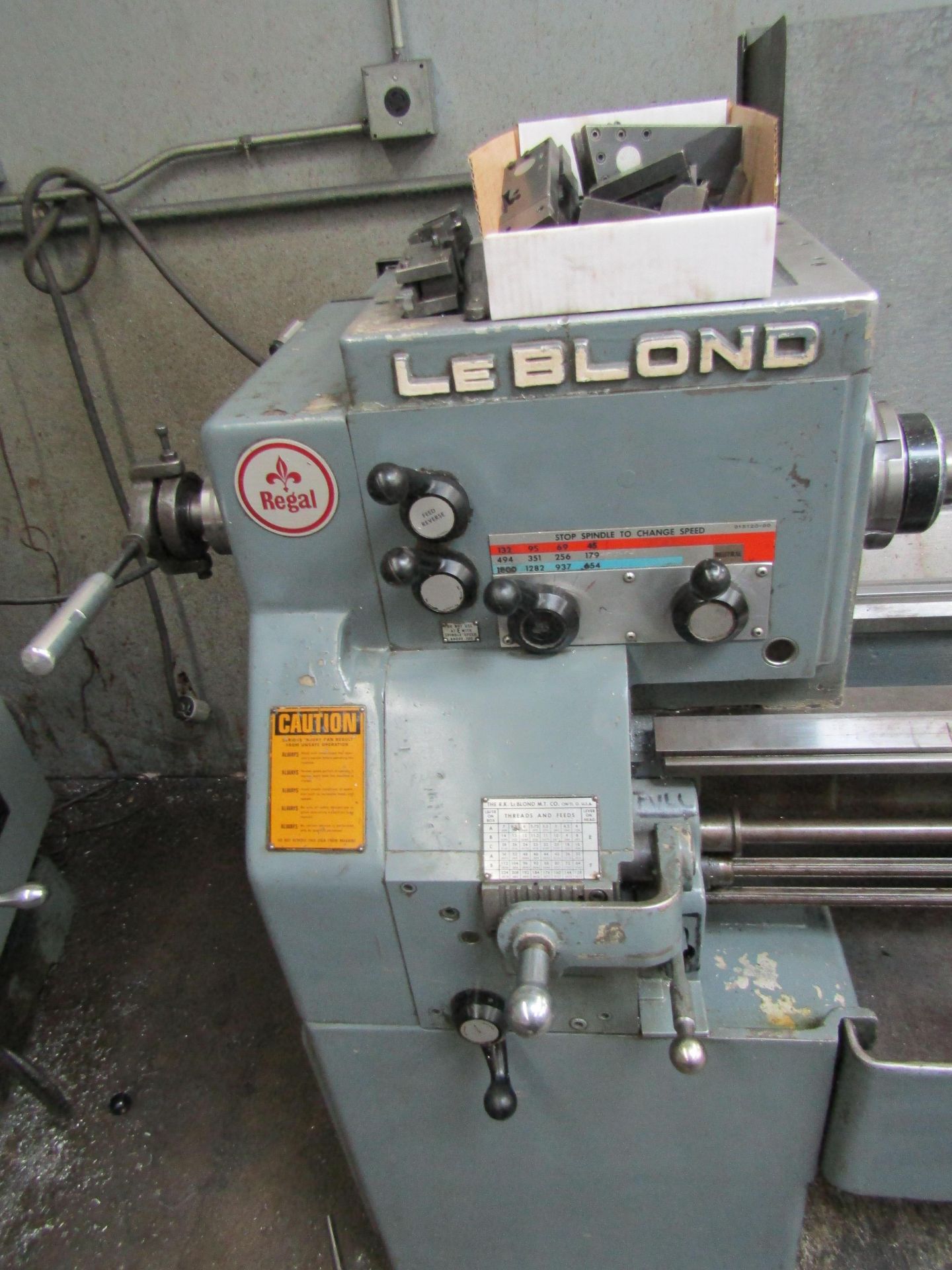 1971 LEBLOND REGAL ENGINE LATHE, 15" SWING, SERIAL 8C-3566. WITH ASSORTED TOOL HOLDERS AND - Image 2 of 11