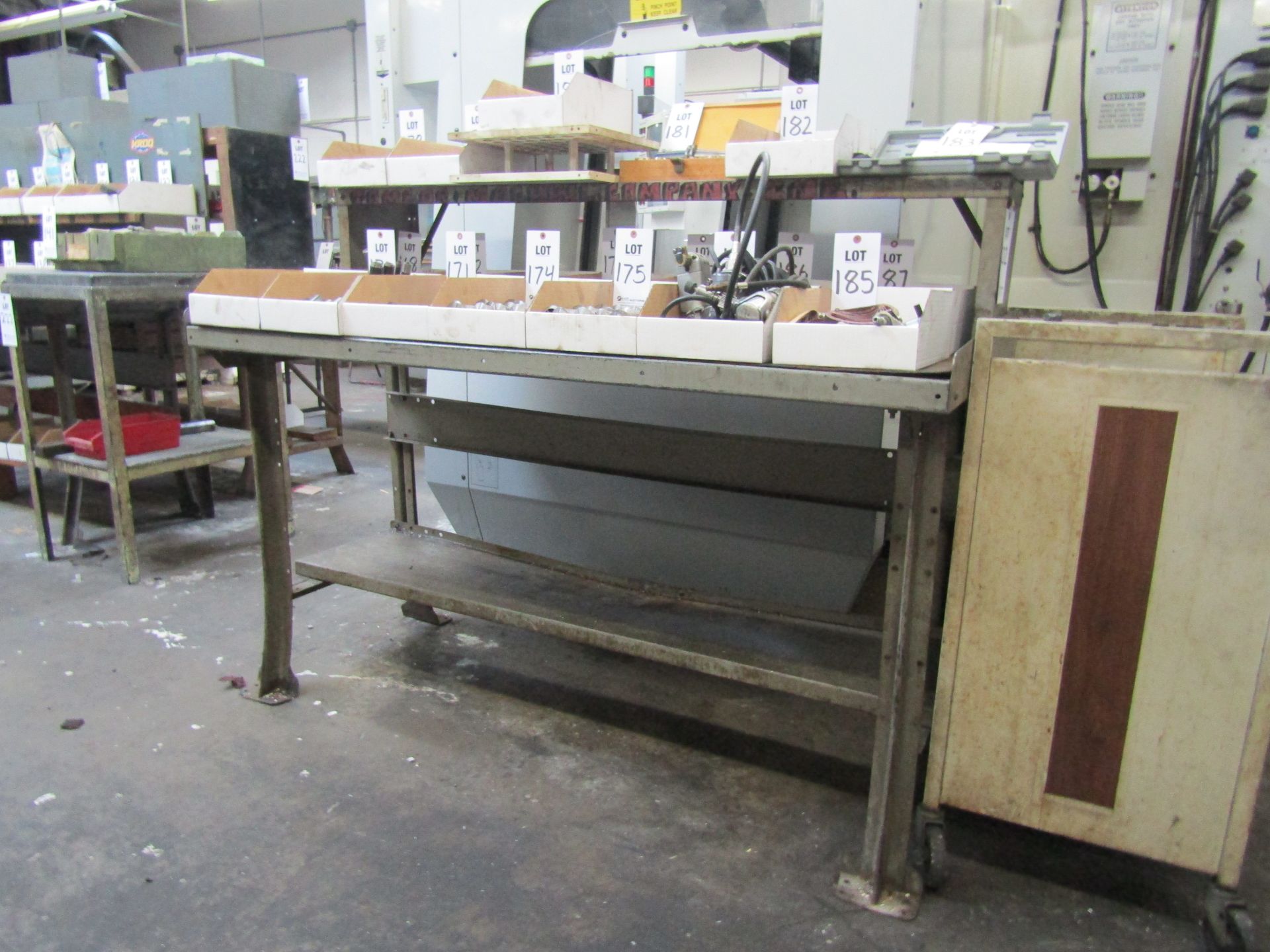 LOT TO INCLUDE: (1) GRANITE INSPECTION TABLE, DIMENSIONS: 24" X 18" X 34"H, (3) SHOP TABLES - Image 2 of 4