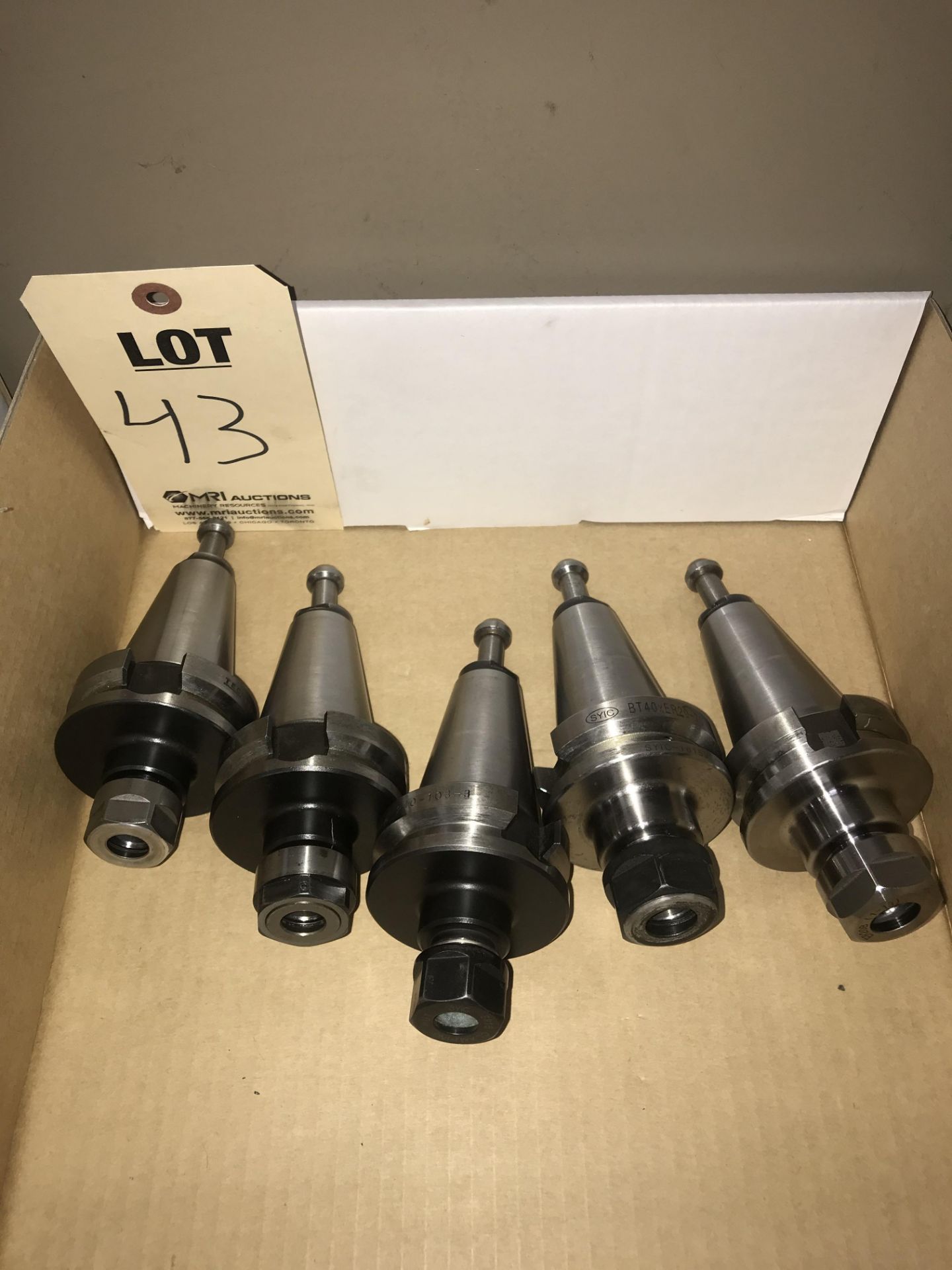 (5) BT 40 ER TOOL HOLDERS