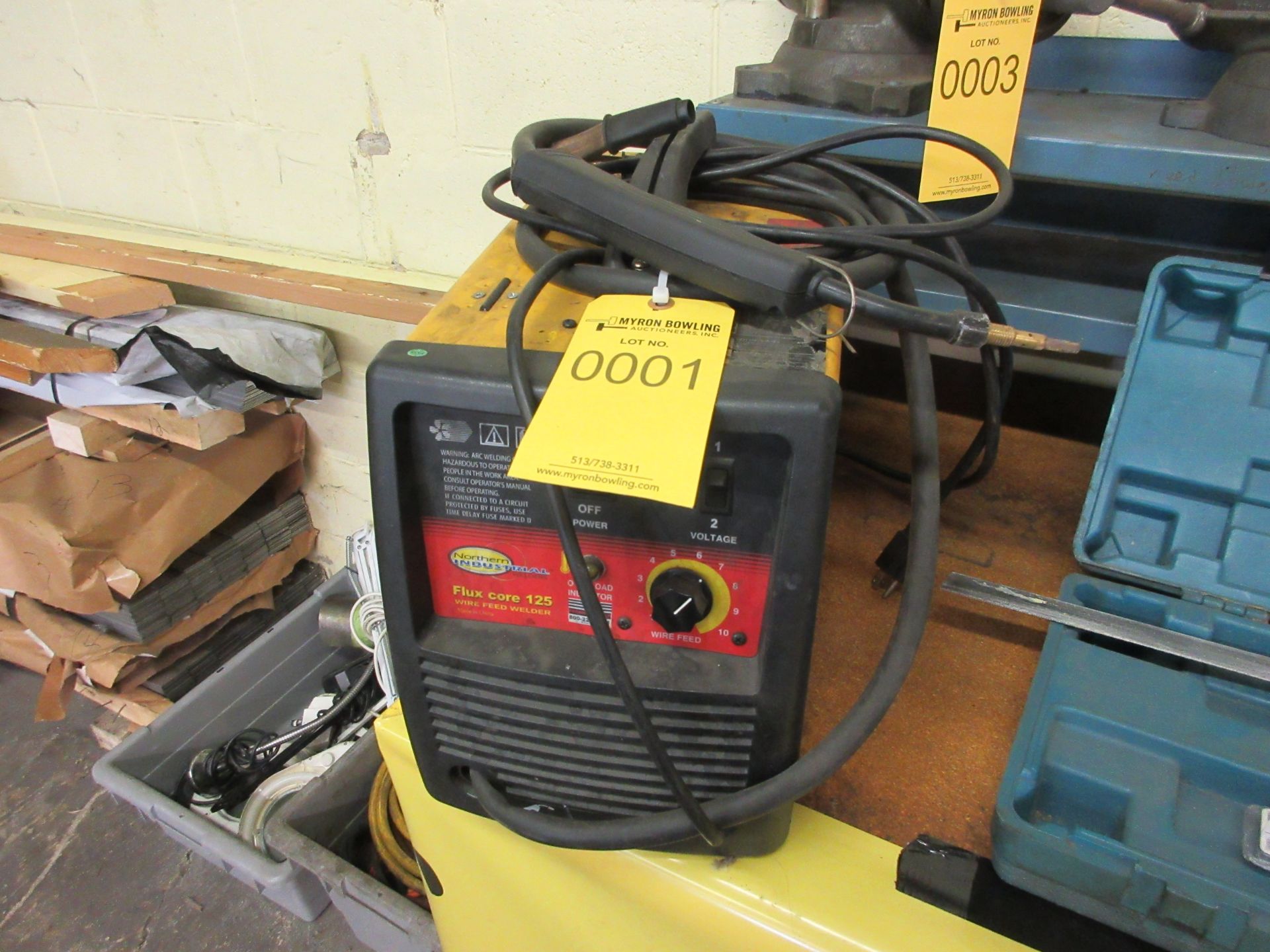 NORTHERN INDUSTRIAL FLEX CORE 125 WIRE FEED WELDER; S/N 229683