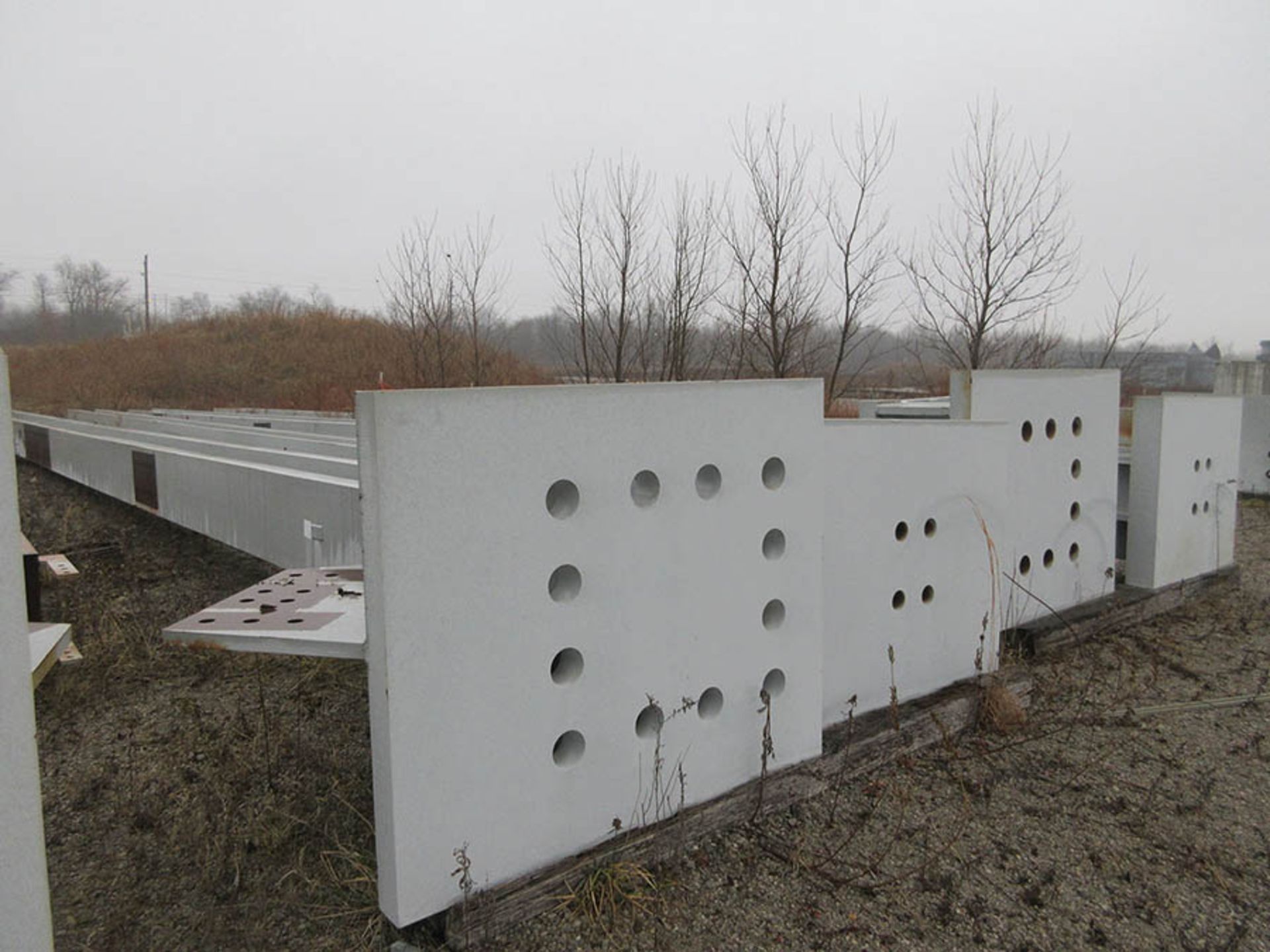 LARGE LOT WITH JUMBO STRUCTURAL STEEL - Image 4 of 12