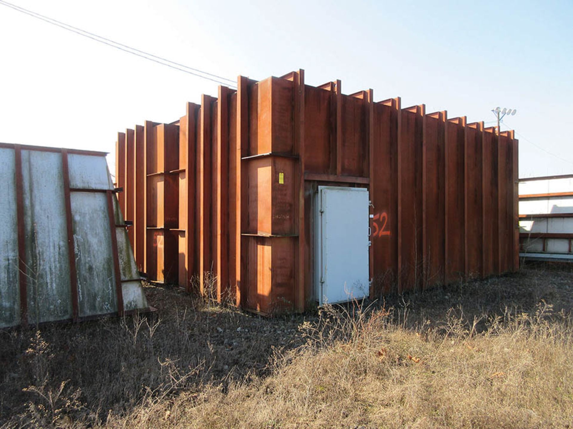 LARGE LOT WITH DUST COLLECTOR HOPPER DUCT WORK (JPA #3016, #2491, #2756, #2757, #2492, #2493, #2488, - Image 4 of 7