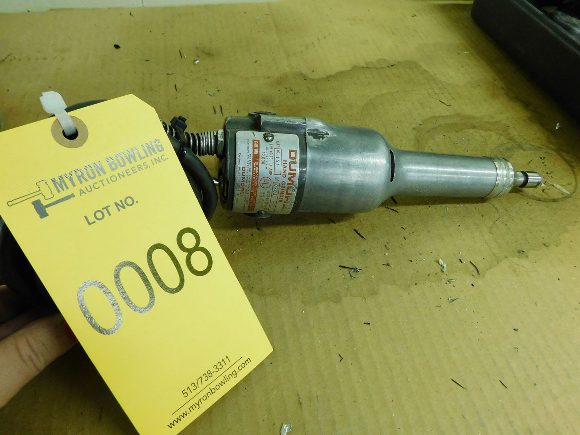 DUMORE HAND GRINDER; S/N 8203-5206