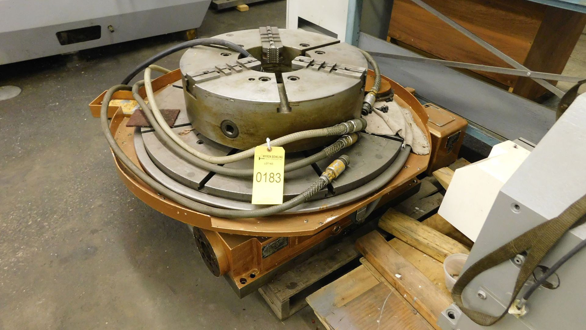 PRODUCTO MACHINE CO NC 34'' ROTARY TABLE; MODEL 0130, S/N J602-3 WITH A 24'' 3-JAW UNIVERSAL CHUCK - Image 3 of 4