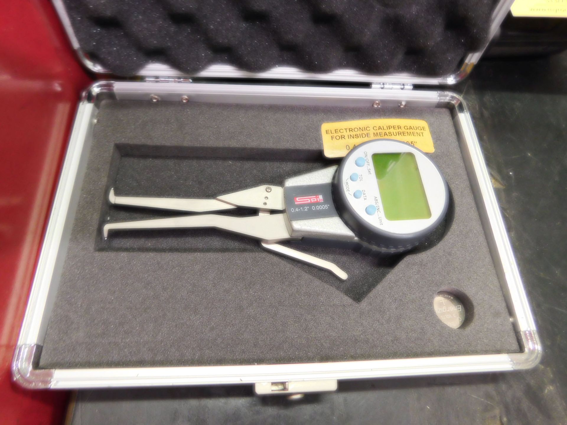 ELECTRONIC CALIPER GAGE FOR INSIDE MEASUREMENT