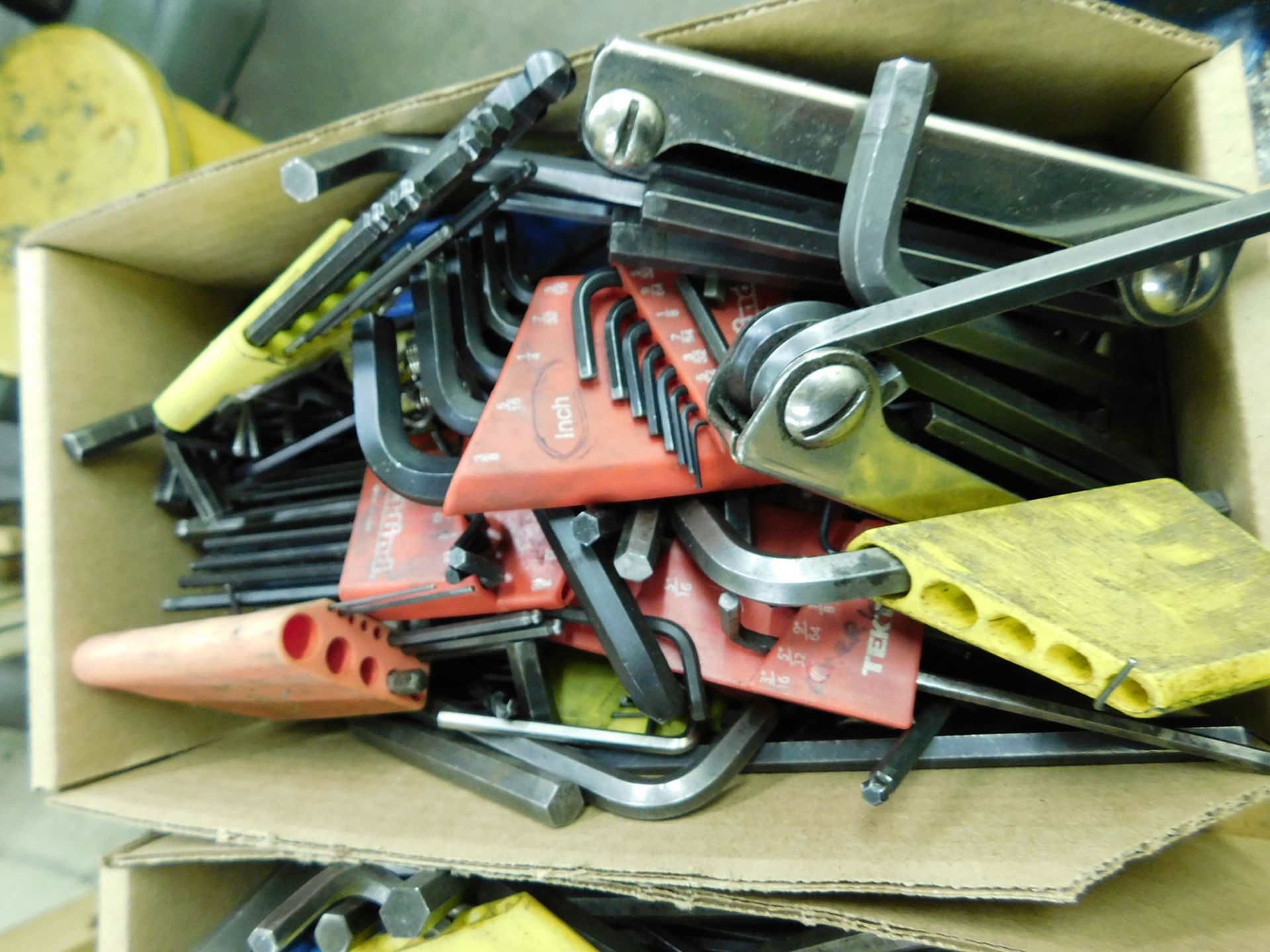 LOT OF ALLEN WRENCHES