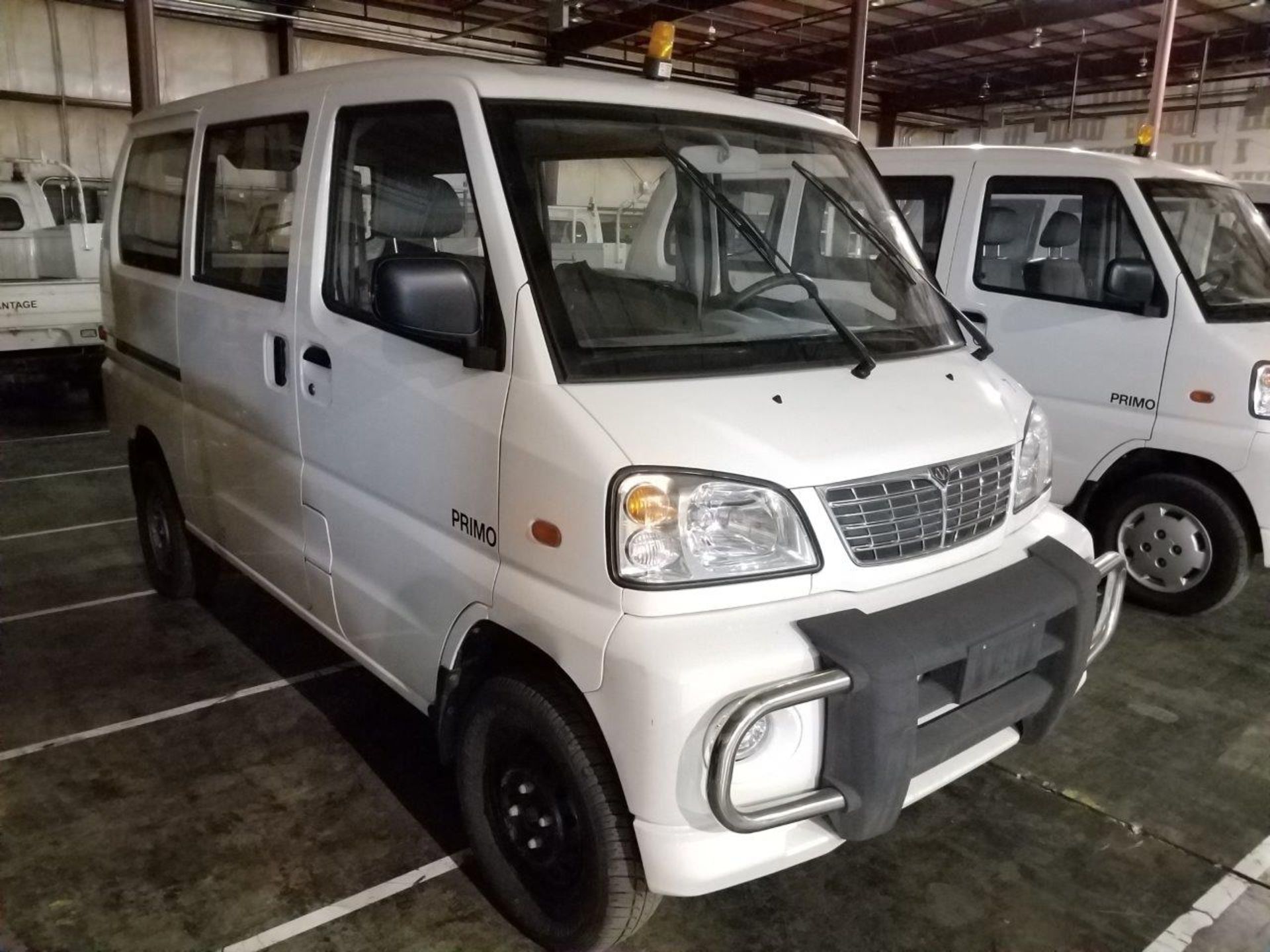 2012 VANTAGE PRIMO UTILITY VAN, 1.2 L EFI DOHC 16-VALVE CACTEK GASOLINE ENGINE, 5-SPEED, DUAL - Image 4 of 12