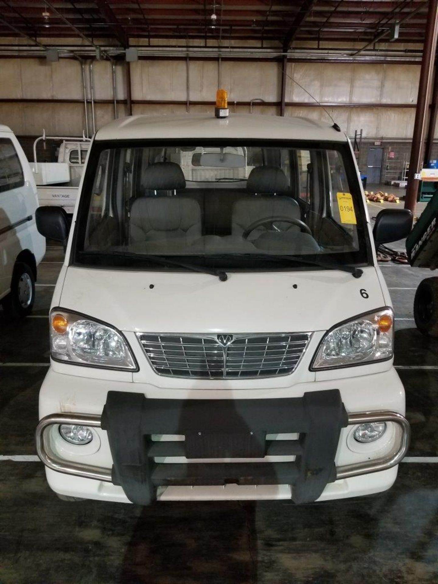 2012 VANTAGE PRIMO UTILITY VAN, 1.2 L EFI DOHC 16-VALVE CACTEK GASOLINE ENGINE, 5-SPEED, DUAL - Image 3 of 13