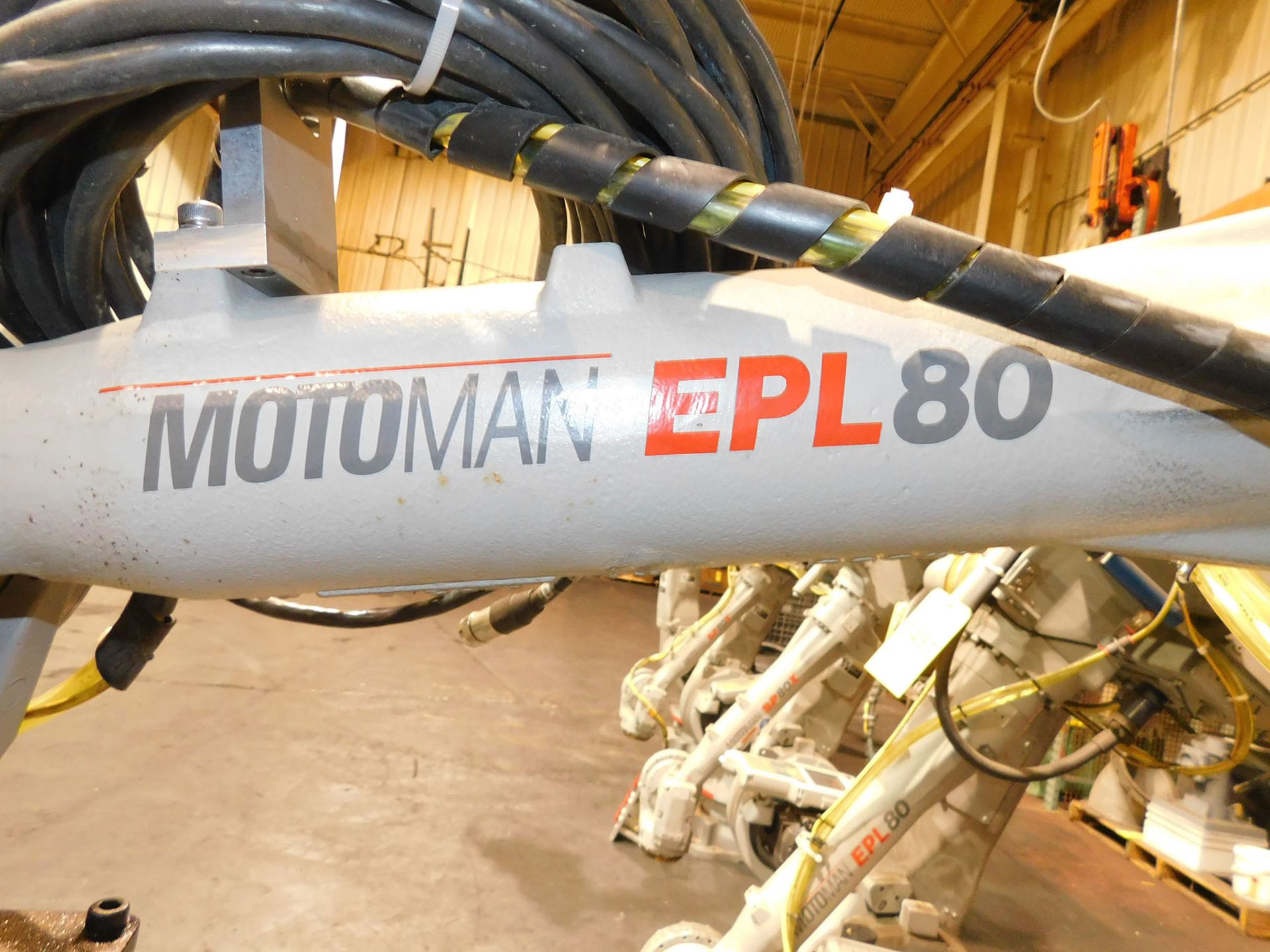 MOTOMAN EPL80 ROBOT; S/N S5M018-1-6, 80-KG PAYLOAD, DATE 2005.07 - Image 2 of 4