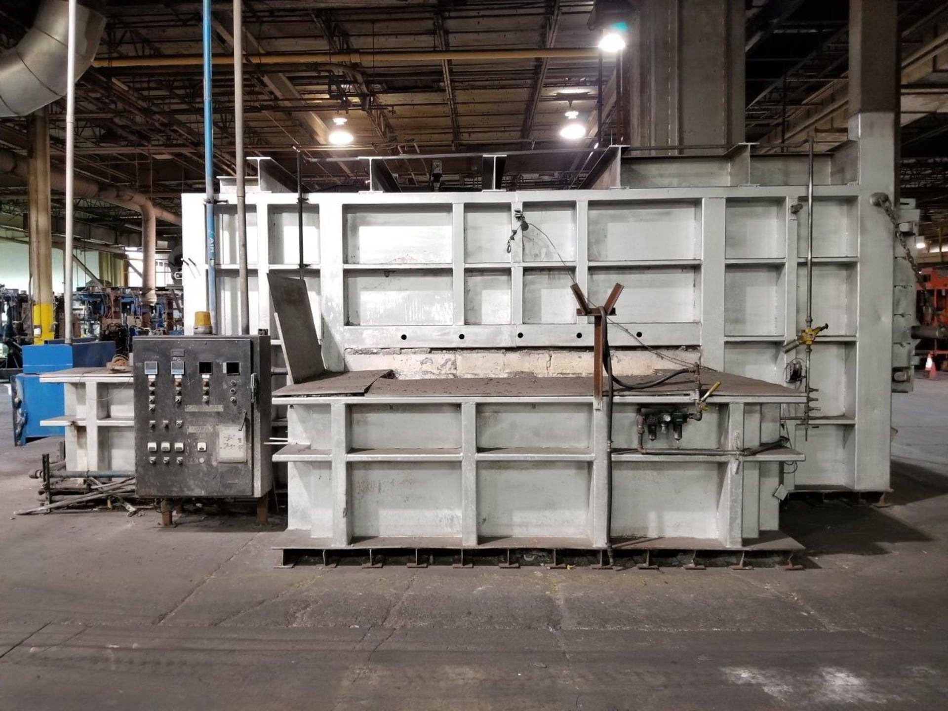 AFS REVERB FURNACE - Image 4 of 7