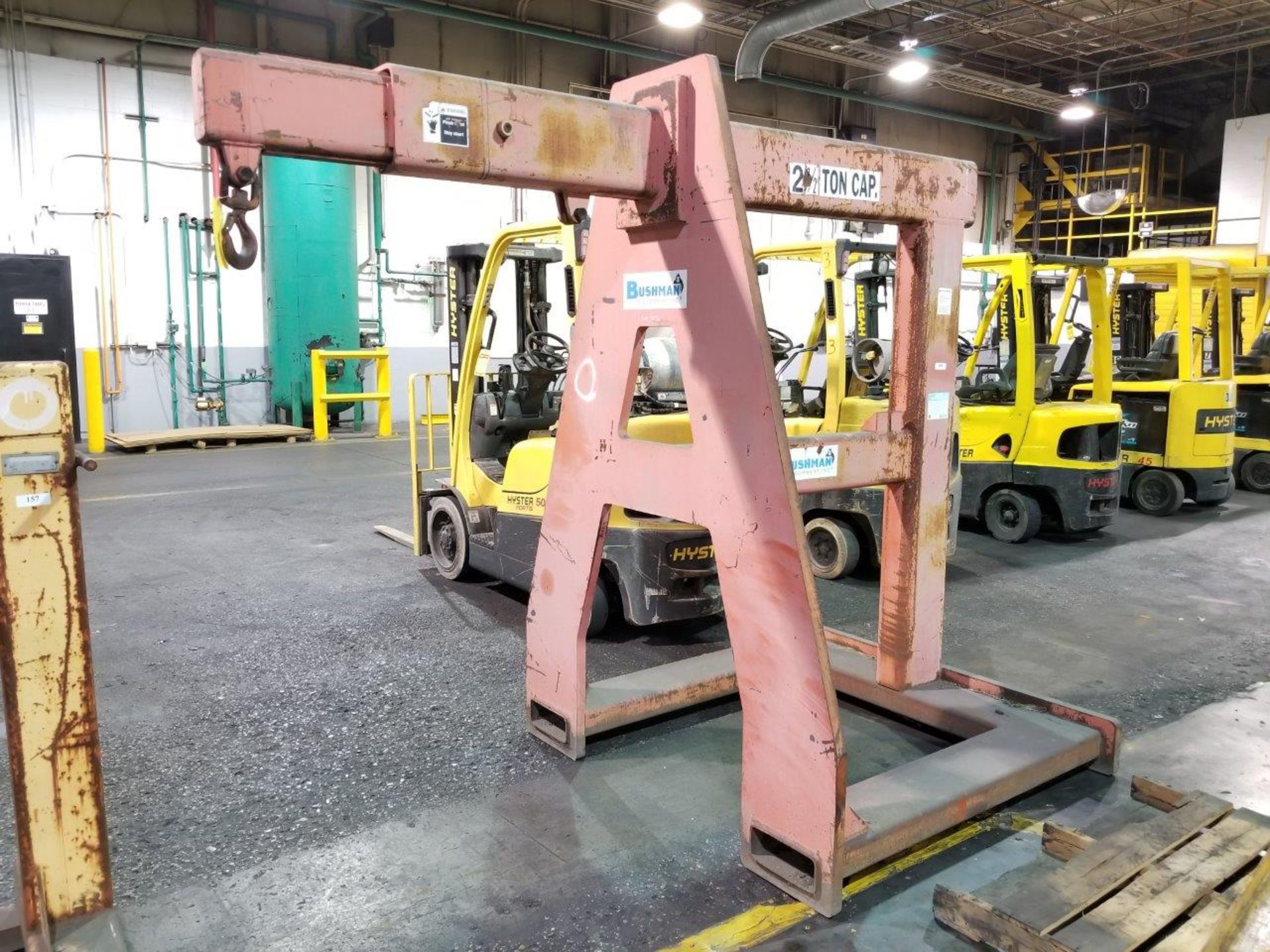 BUSHMAN 2 1/2 TON CAPACITY FORKLIFT BOOM