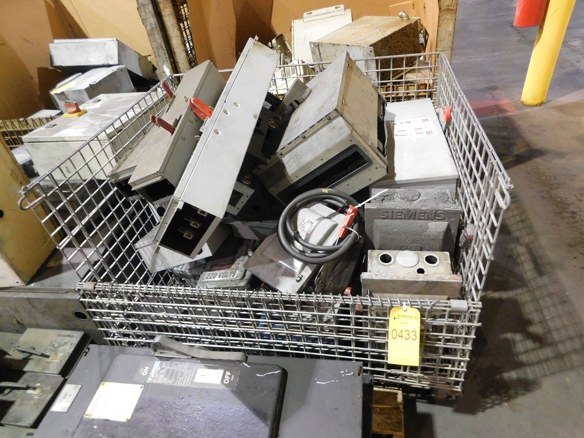 LOT OF ELECTRICAL DISCONNECT BOXES