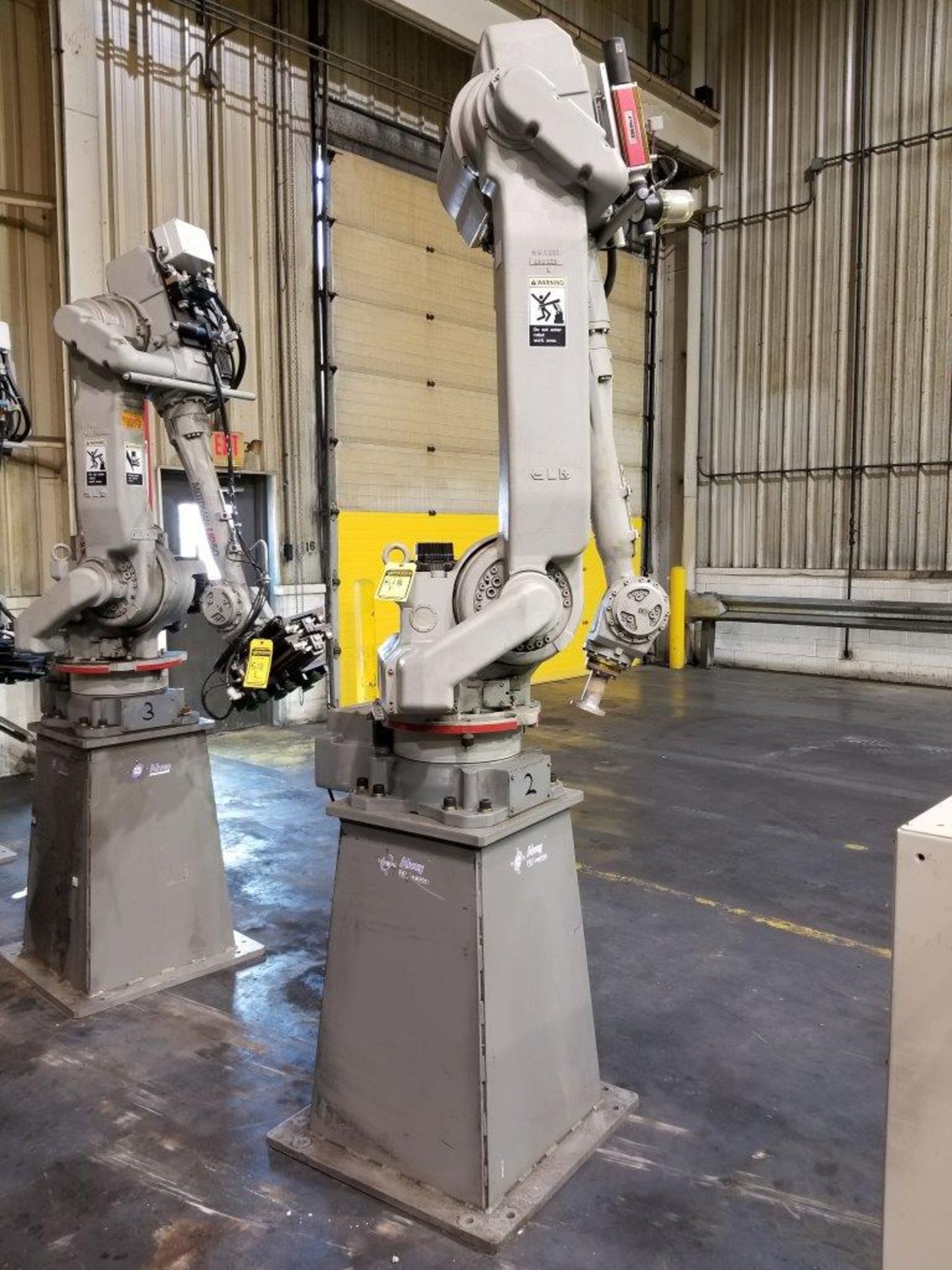 MOTOMAN UP50 ROBOT WITH ALVEX BASE; TYPE YRUP50 A02, PAYLOAD 50-MG, S/N S2K646-1-1, MASS 550-KG