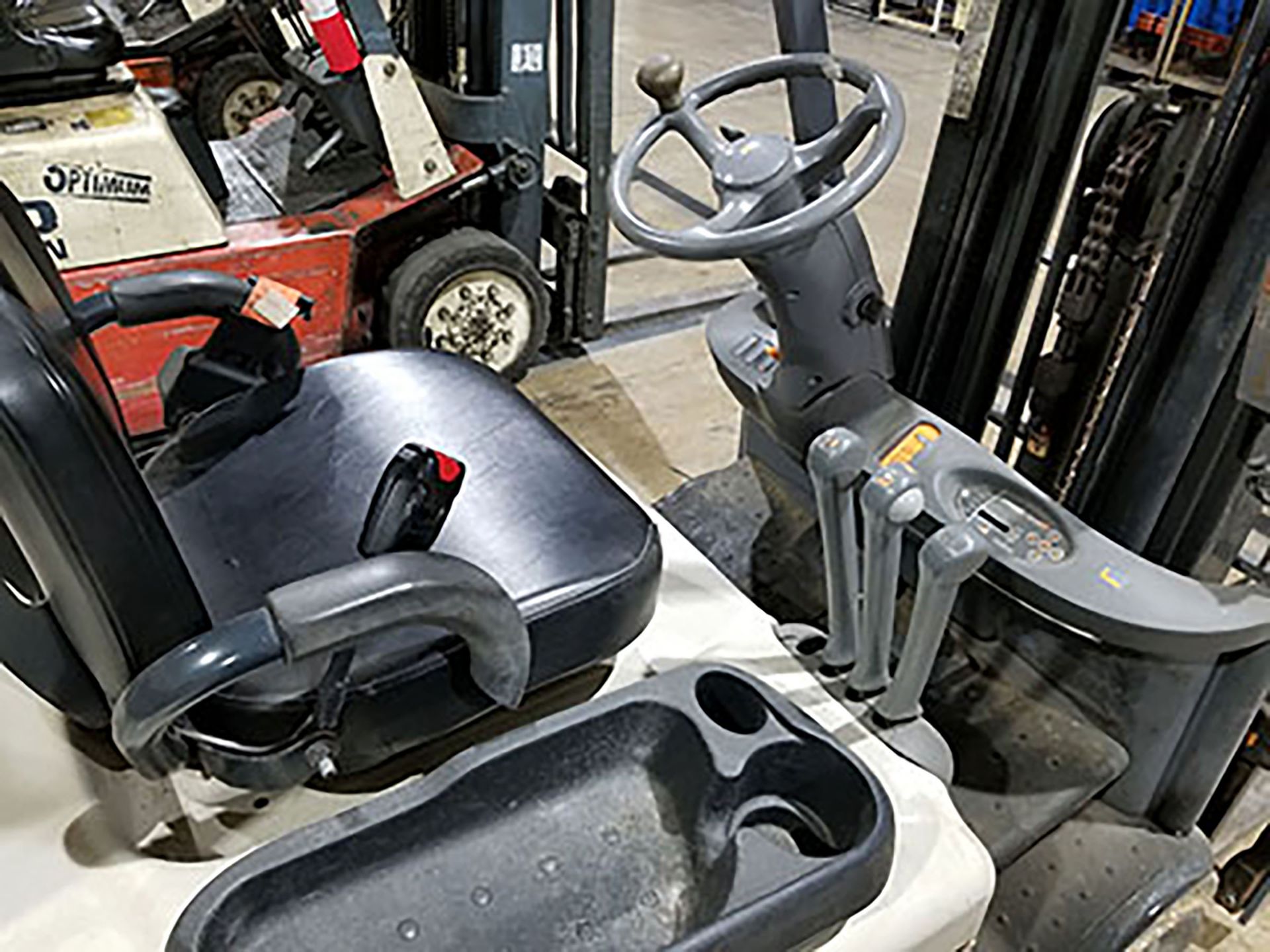 2013 CROWN 4,000 LB. CAPACITY 3-WHEEL ELECTRIC FORKLIFT; MODEL SE5245-40, 2016 ENERSYS 36-VOLT - Bild 6 aus 6