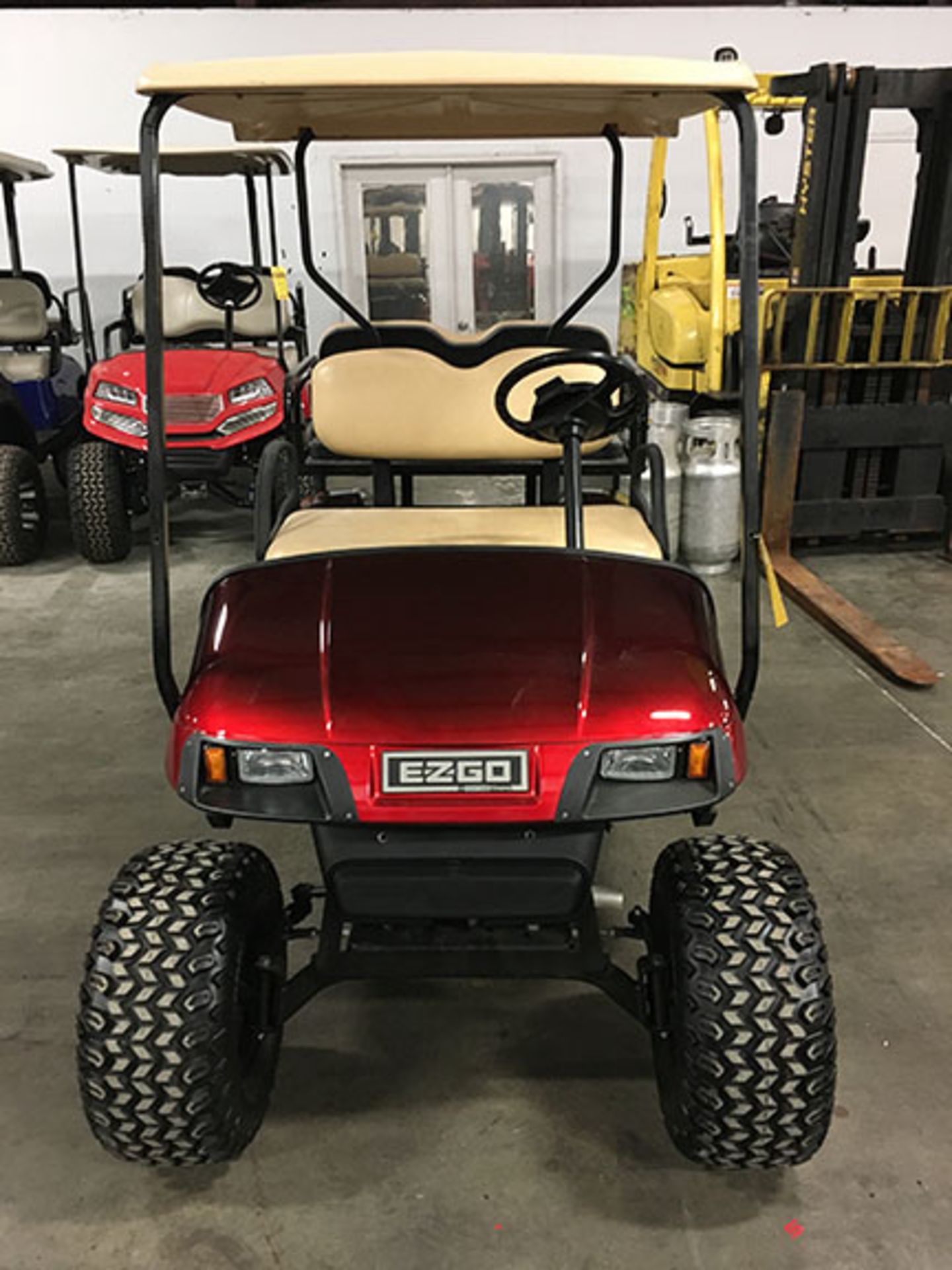 2010 EZ-GO PDS GASOLINE GOLF CART, 9HP, 4-PASSENGER FOLD DOWN SEAT, LIFT KIT, HEADLIGHTS/BRAKE- - Image 2 of 6