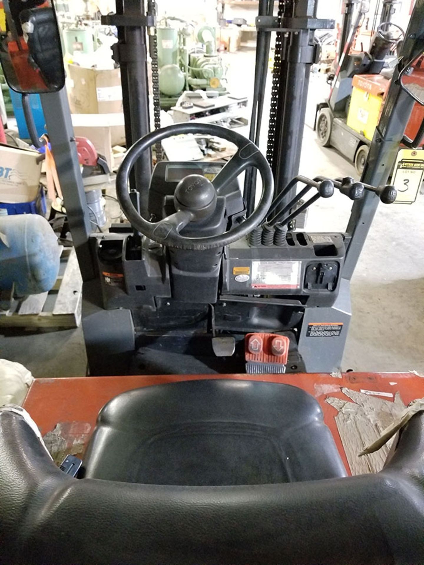 TOYOTA 4,800 LB. 48V ELECTRIC FORKLIFT, MODEL 7FBCU25, S/N 61711, 132.5'' LIFT, HYDROSTATIC PEDAL, - Image 5 of 5