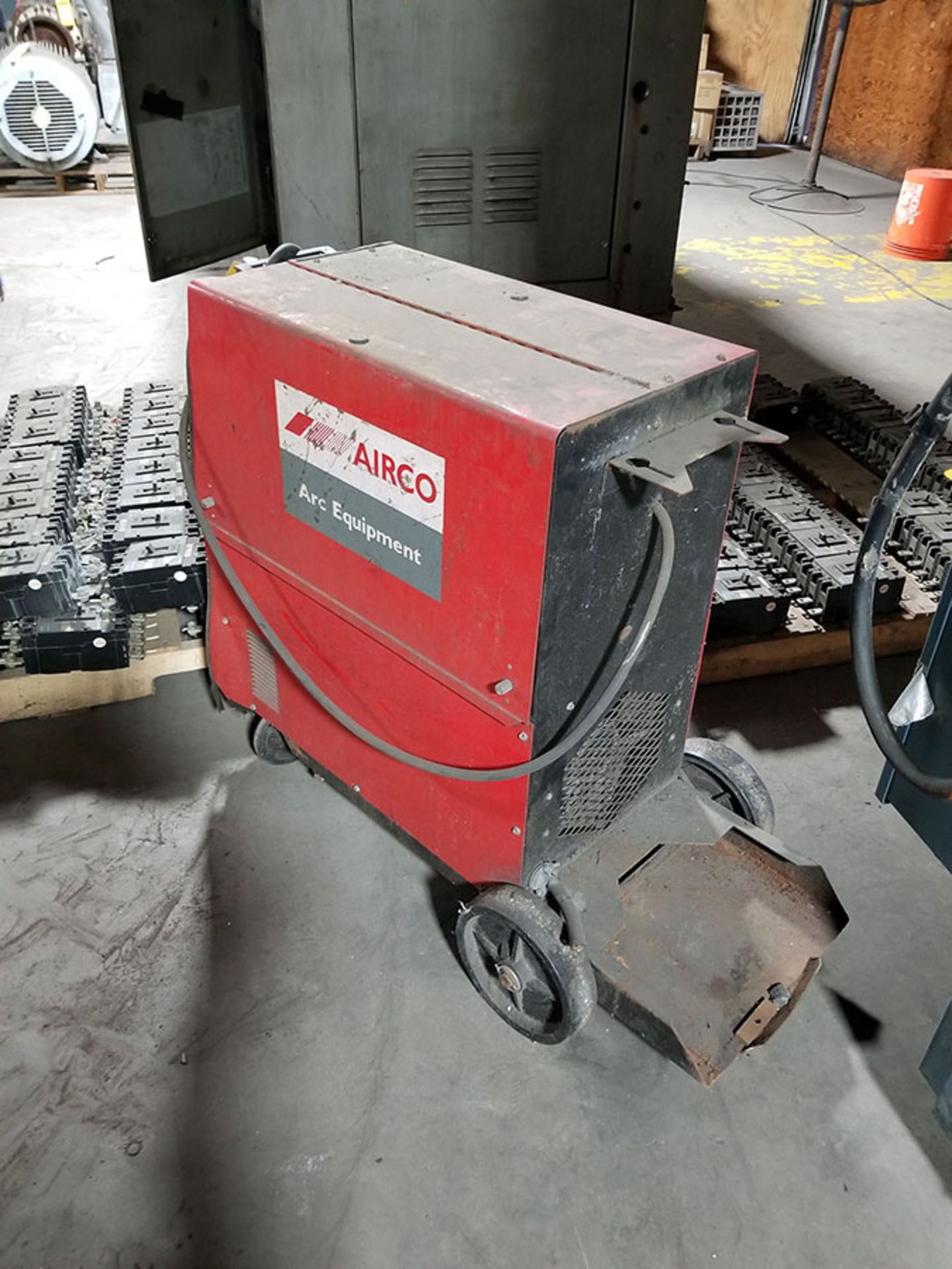 AIRCO DIP-PAK 250 ARC WELDER, S/N D1404257, IN 230V, 50-60HZ, SINGLE PHASE, 71.62 AMPS, OUT 27V, 250 - Image 3 of 3