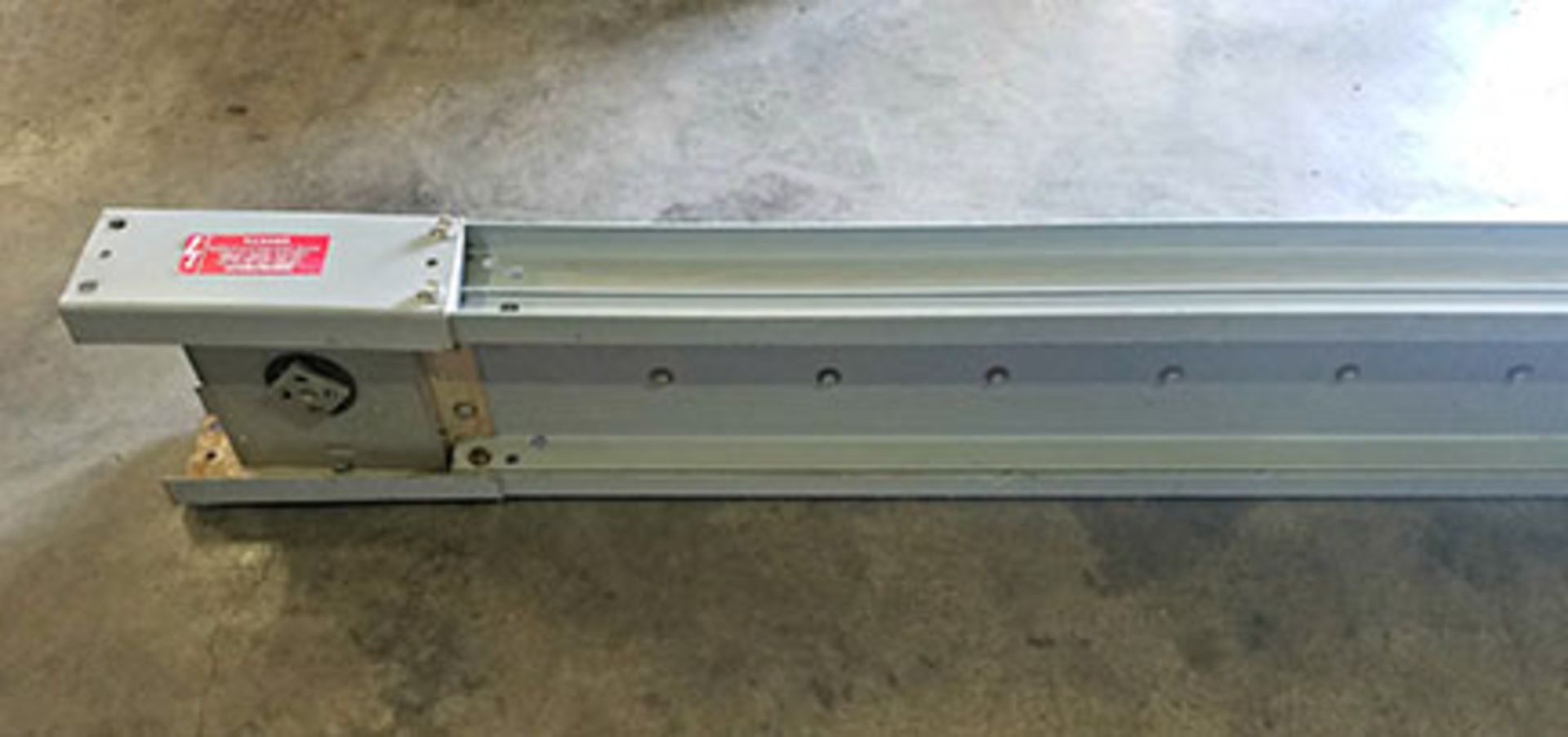 GE SPECTRA SERIES BUSWAY 7.5' BUSBAR; EHGAAAAZACDZZZZ, GE #02601860 CPI, BAR LENGTH 7 1/2', BAR - Image 5 of 7