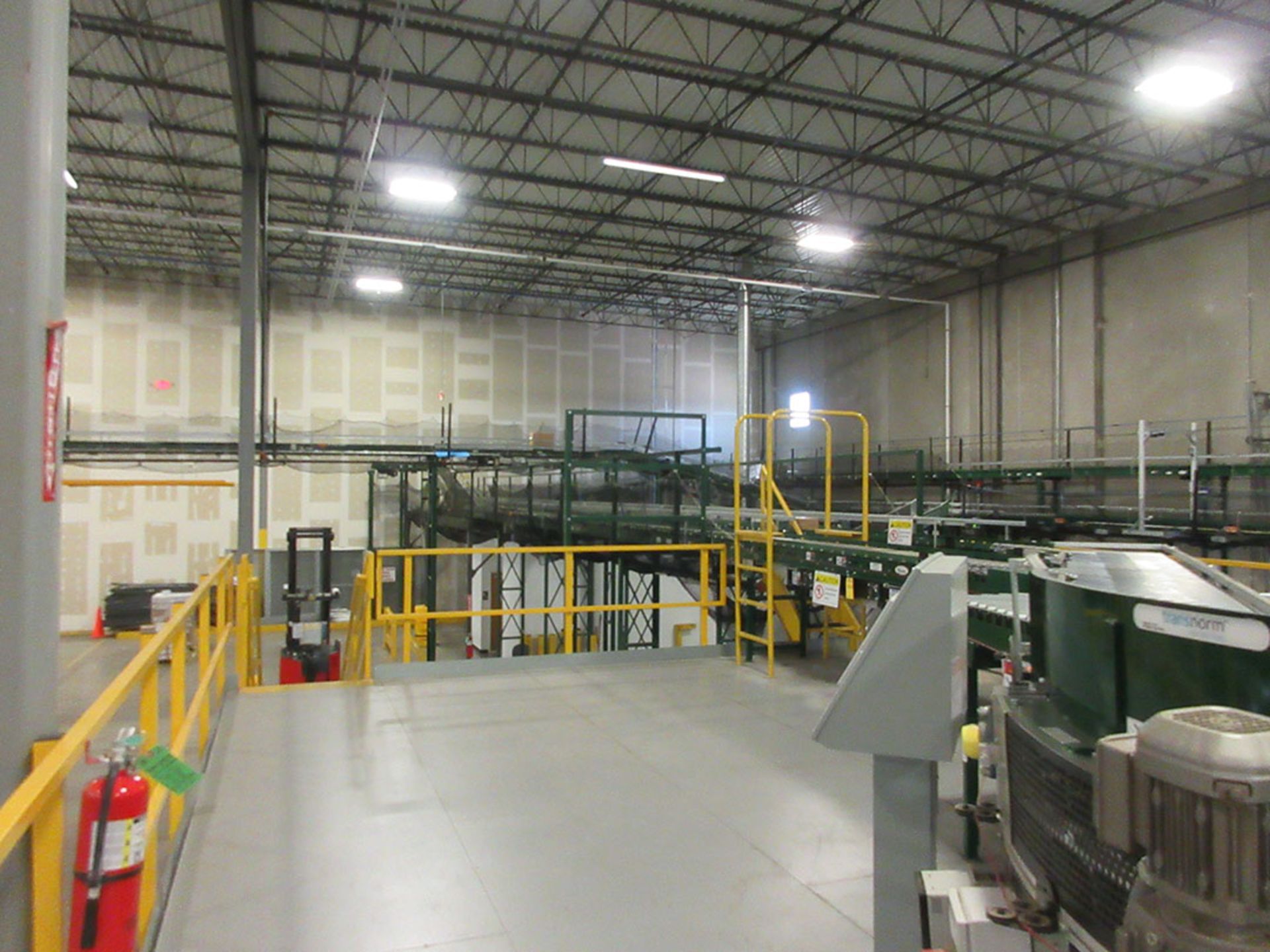 RAPISTAN CONVEYOR ON MEZZANINE; (6) SPIRAL CHUTES & CONVEYOR ***DELAYED REMOVAL UNTIL 6/25*** - Image 2 of 8