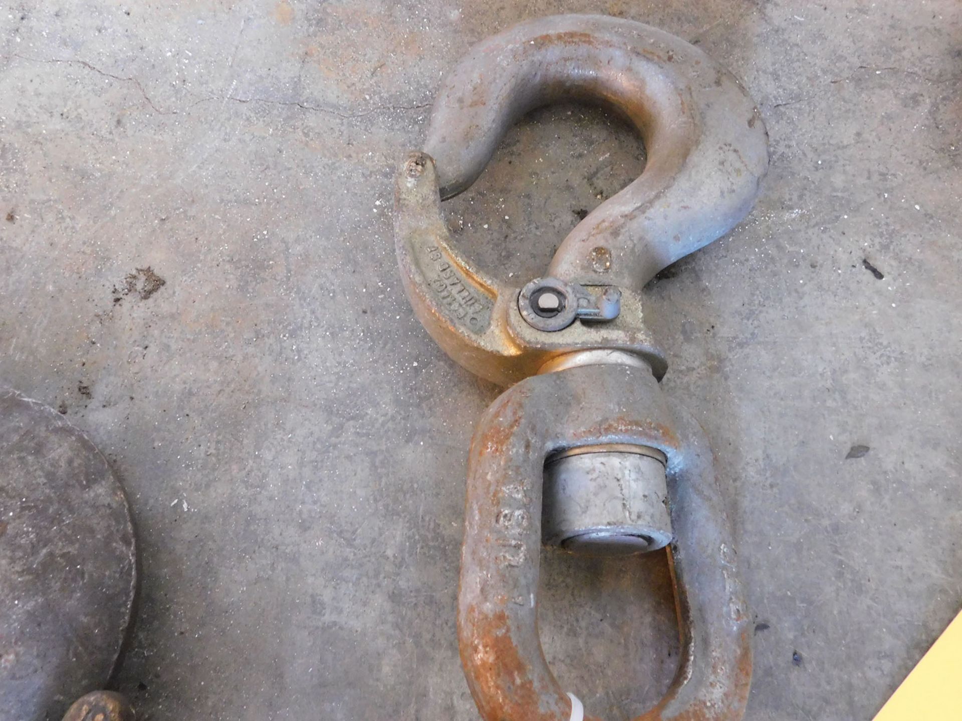 5-TON SWIVEL HOOKS