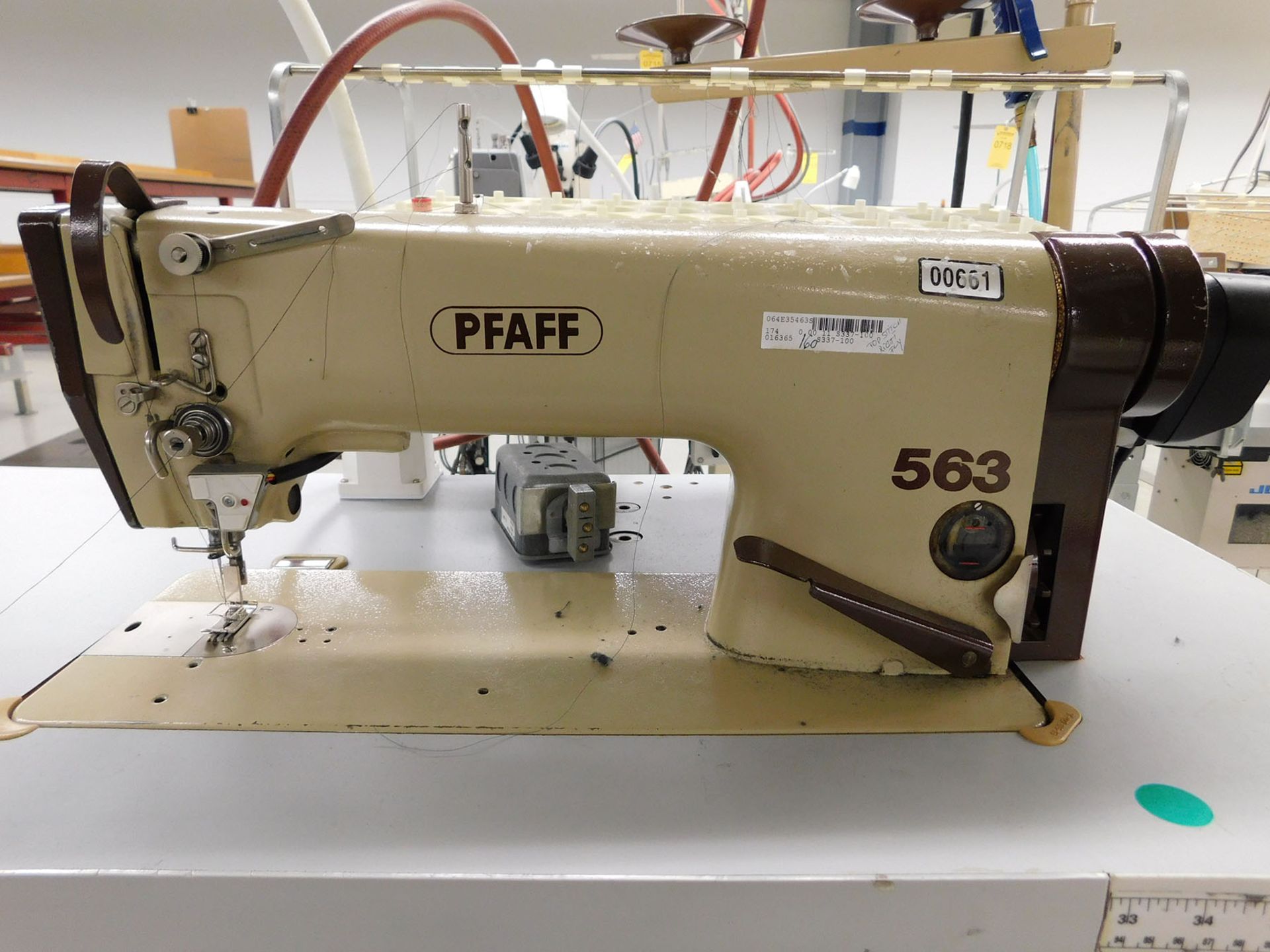 PFAFF LOCKSTITCH MACHINE; MODEL 563 - Image 3 of 3