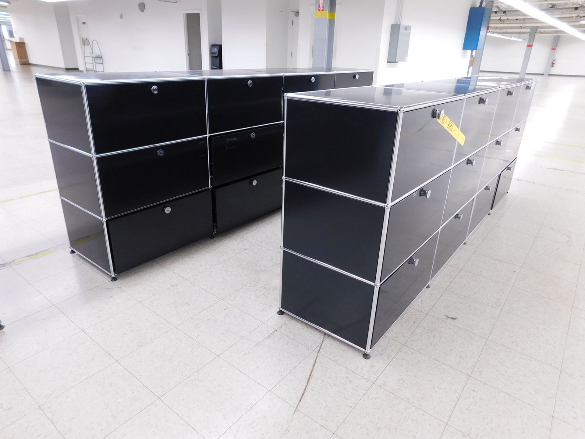 BILATERAL FILING CABINETS (X3) - Image 3 of 4