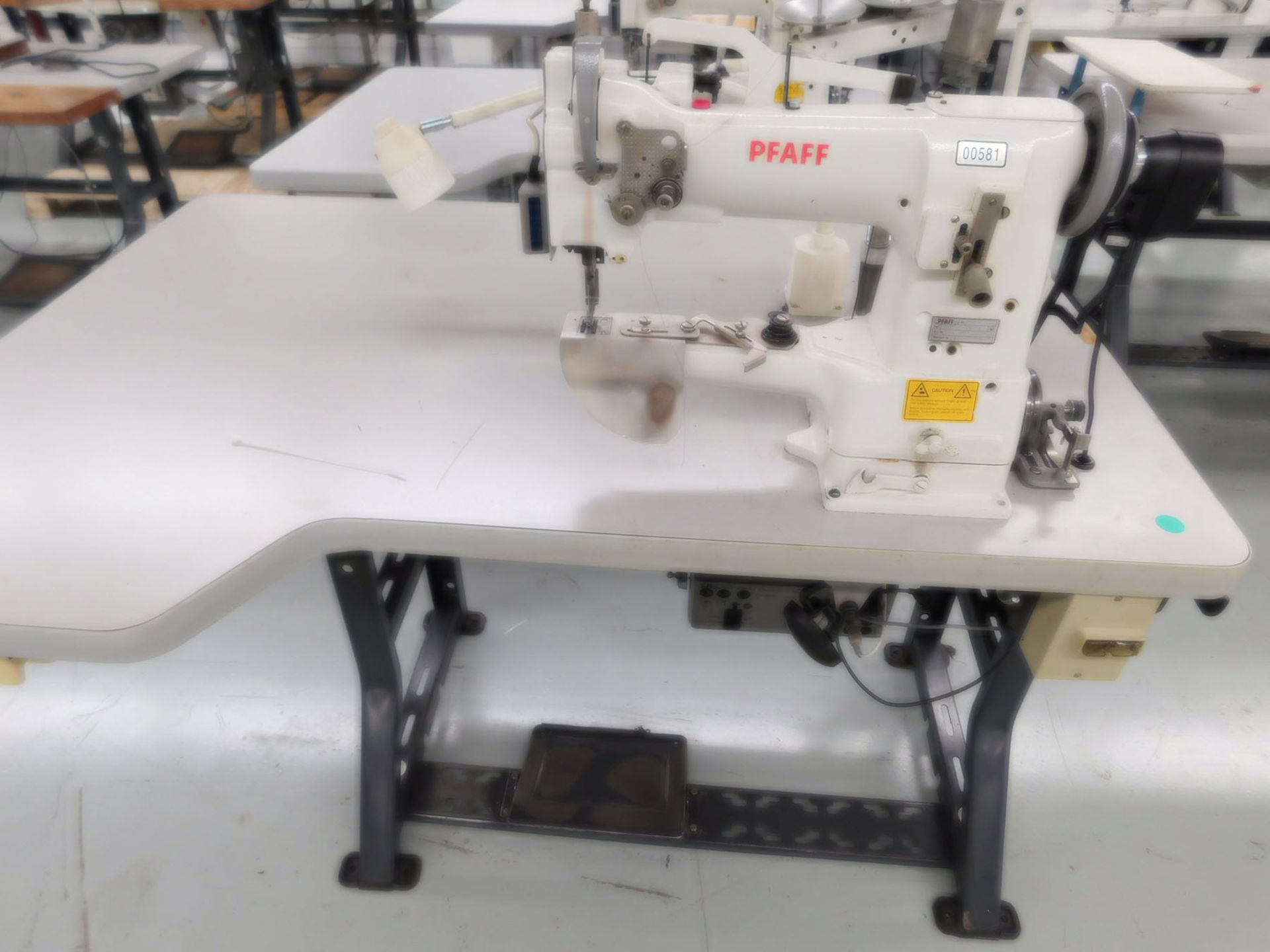 PFAFF SEWING MACHINE KI-337-G, ERZ-NR-901-0997-051/010 - Image 3 of 3