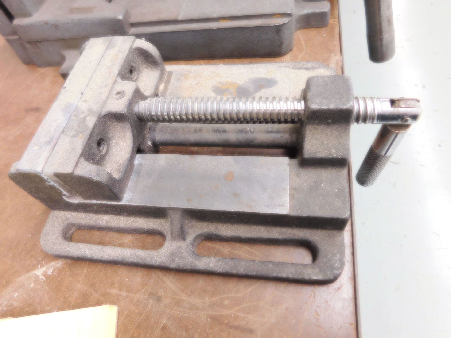 MACHINE VISE