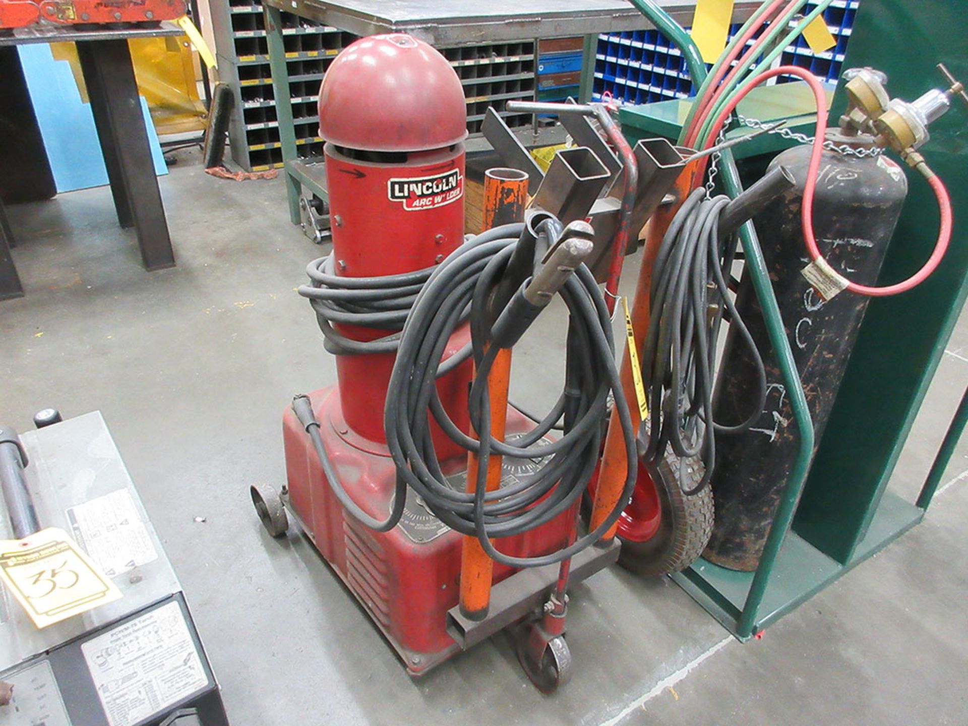 LINCOLN LINCWELDER AIRCRAFT ARC WELDER; S/N 669682