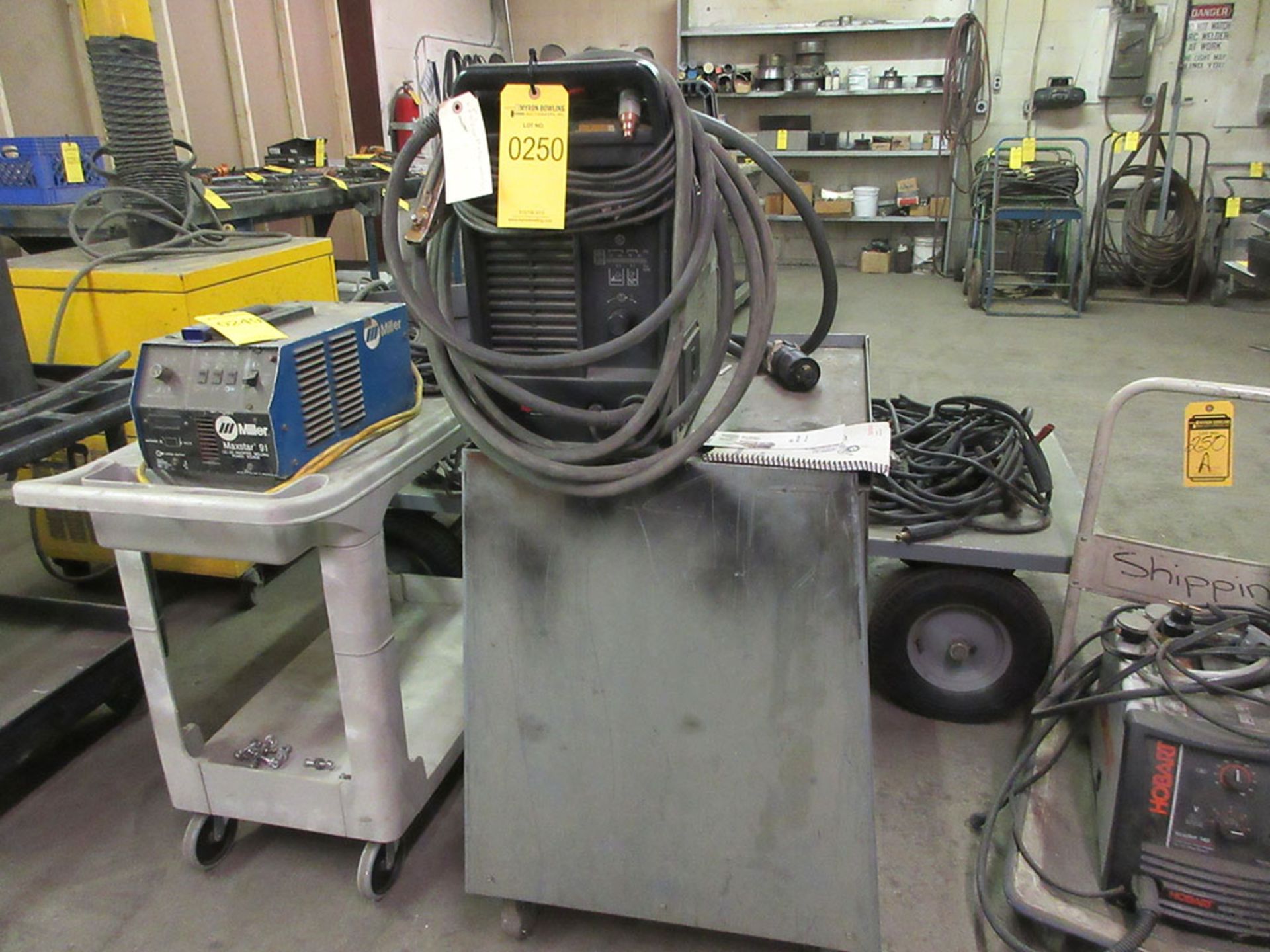 HYPERTHERM POWERMAX 1000 PLASMA CUTTER; S/N 1000-024608