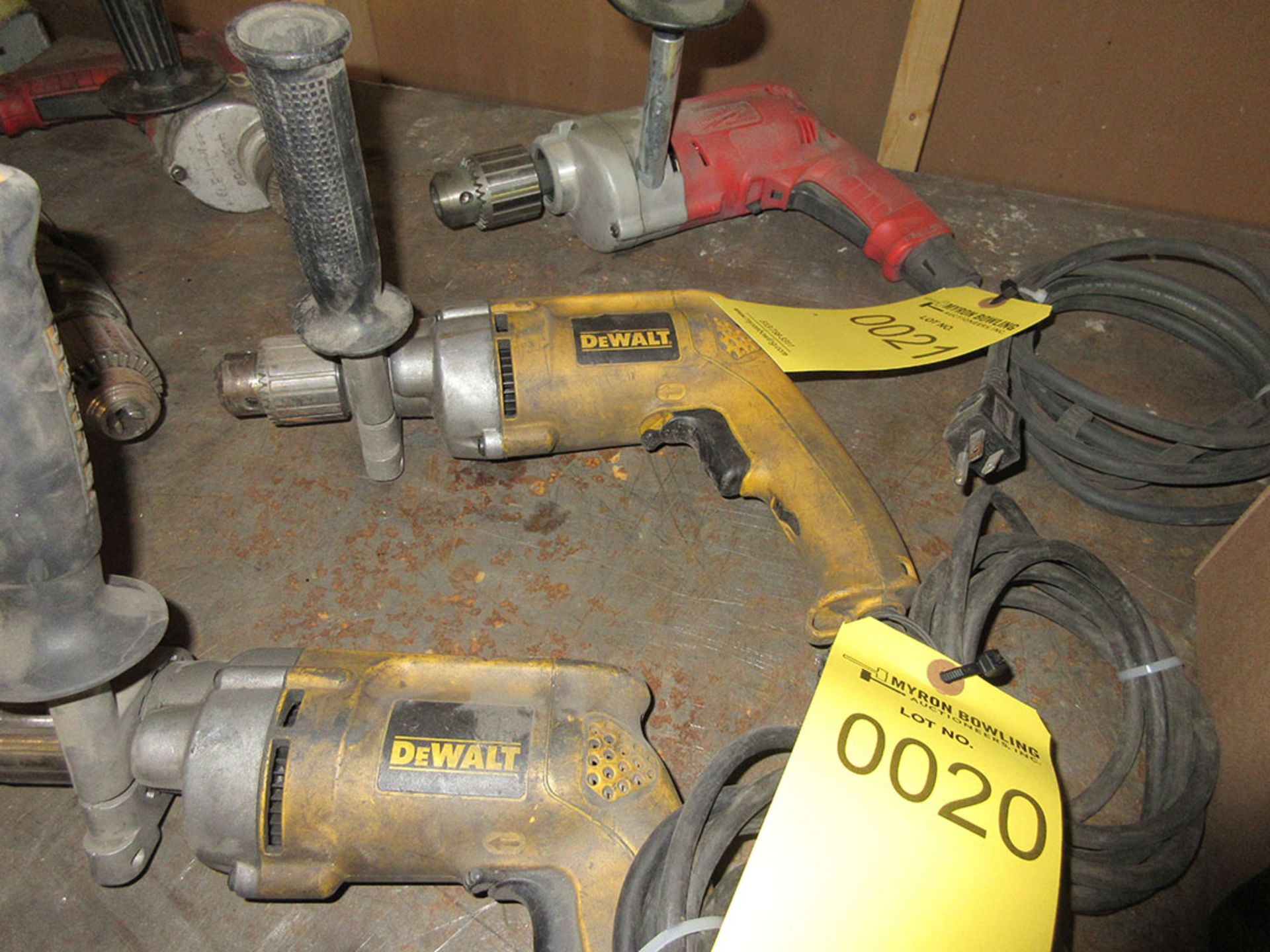 DEWALT 1/2'' VSR DRILL; MODEL DW235G