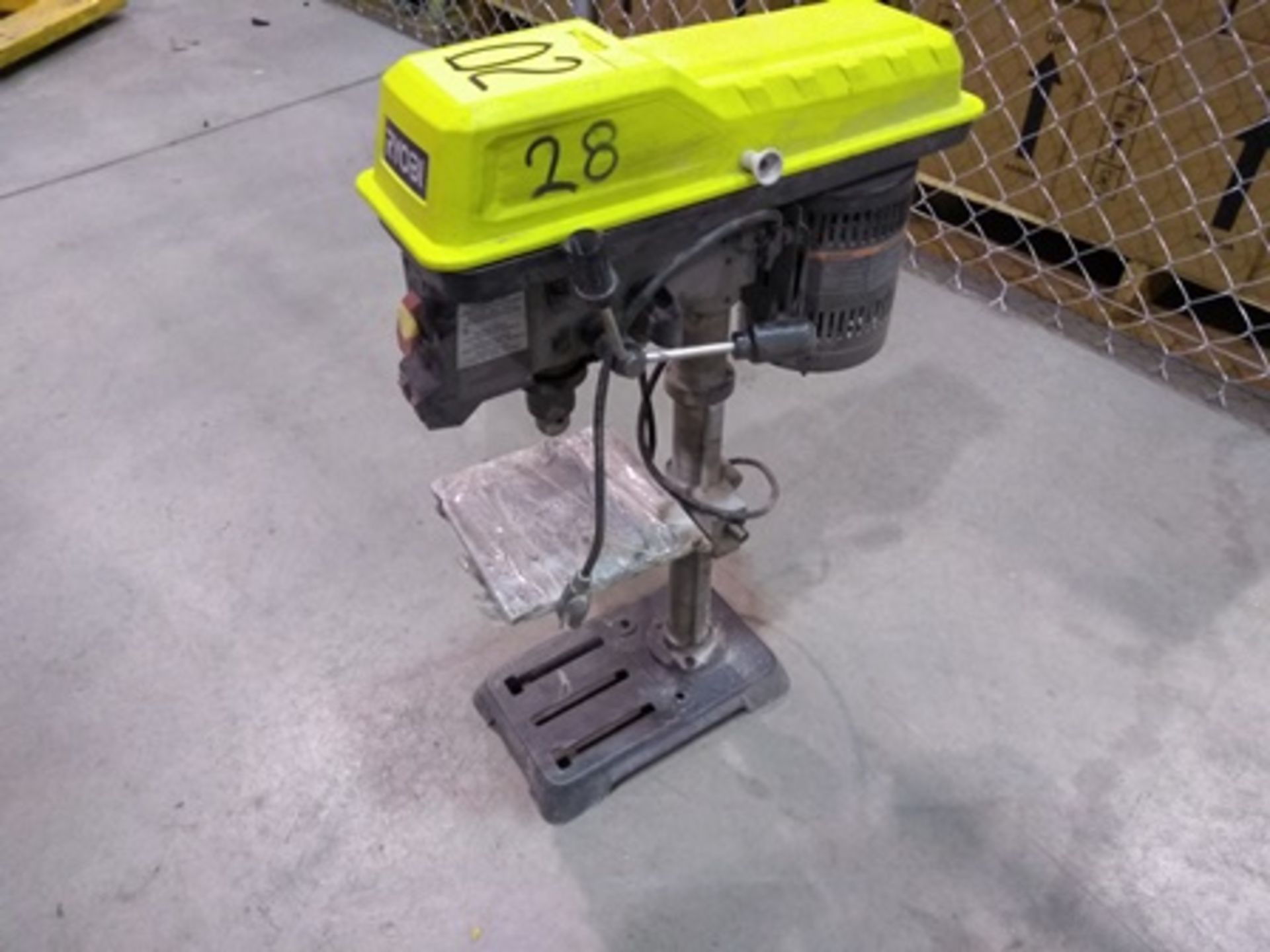 Ryobi column drill (chuck and lasser alignment system included), 1/2 hp engine. - Image 4 of 13