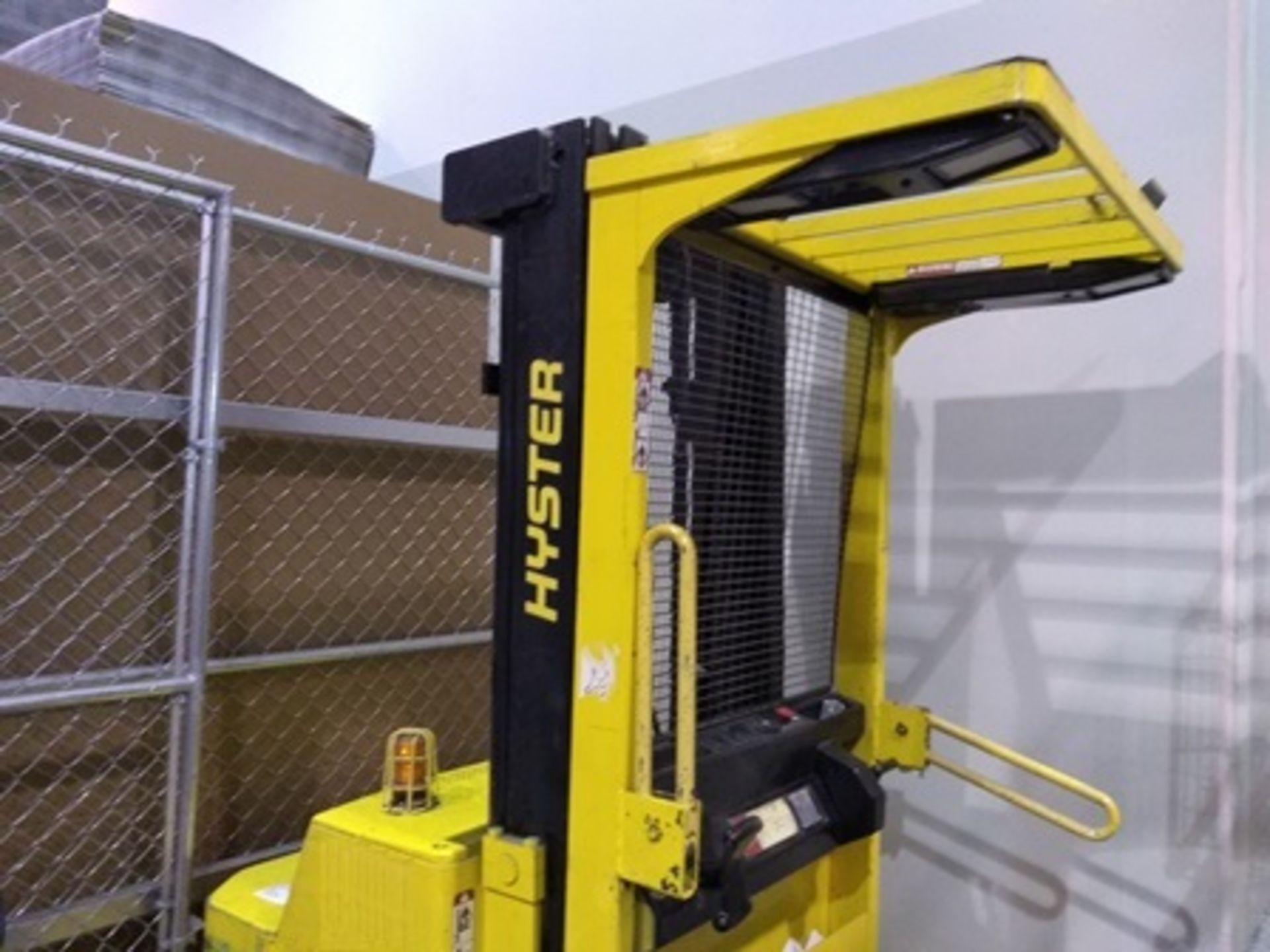 Hyster 3,300 pounds, R30ES stand-up forklift, serial number B174H02269R. Max height 16 ft., inc … - Image 3 of 26