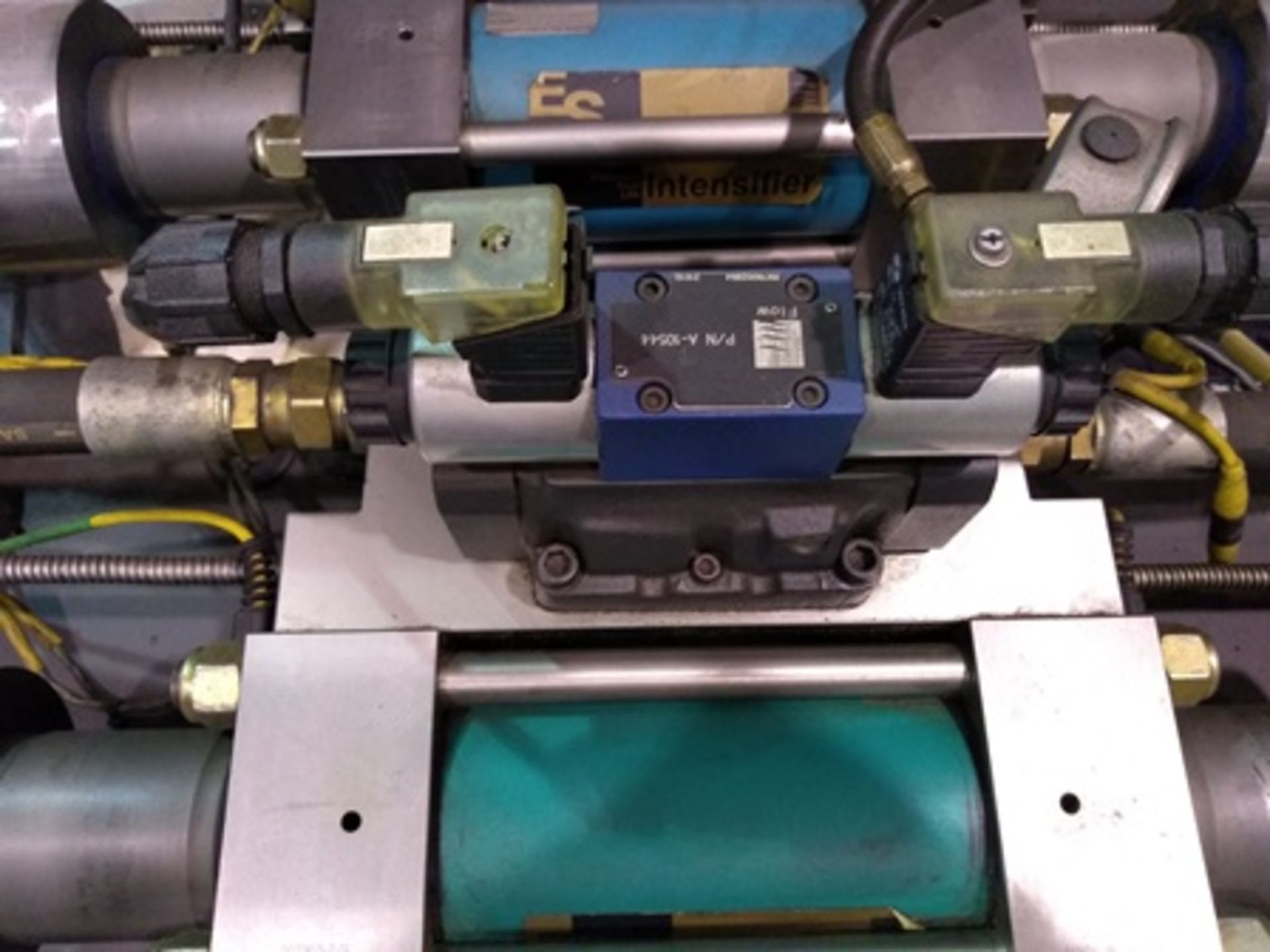 Flow Waterknife 7x, Intensifier Waterjet Pump: 60,000 PSI Operating Pressure, Mawp 483 kpg, ser … - Image 4 of 44