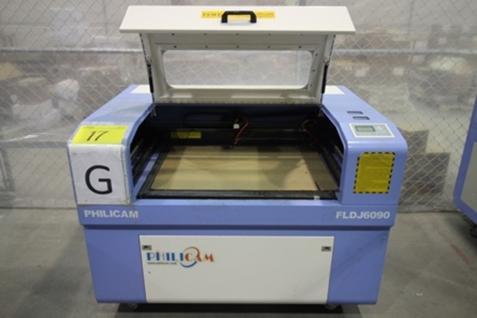 2016 Phillican CO2 laser engraver and cutting machine, model 6090. Laser power: 80x2w, 2.2Kw, series - Image 6 of 29