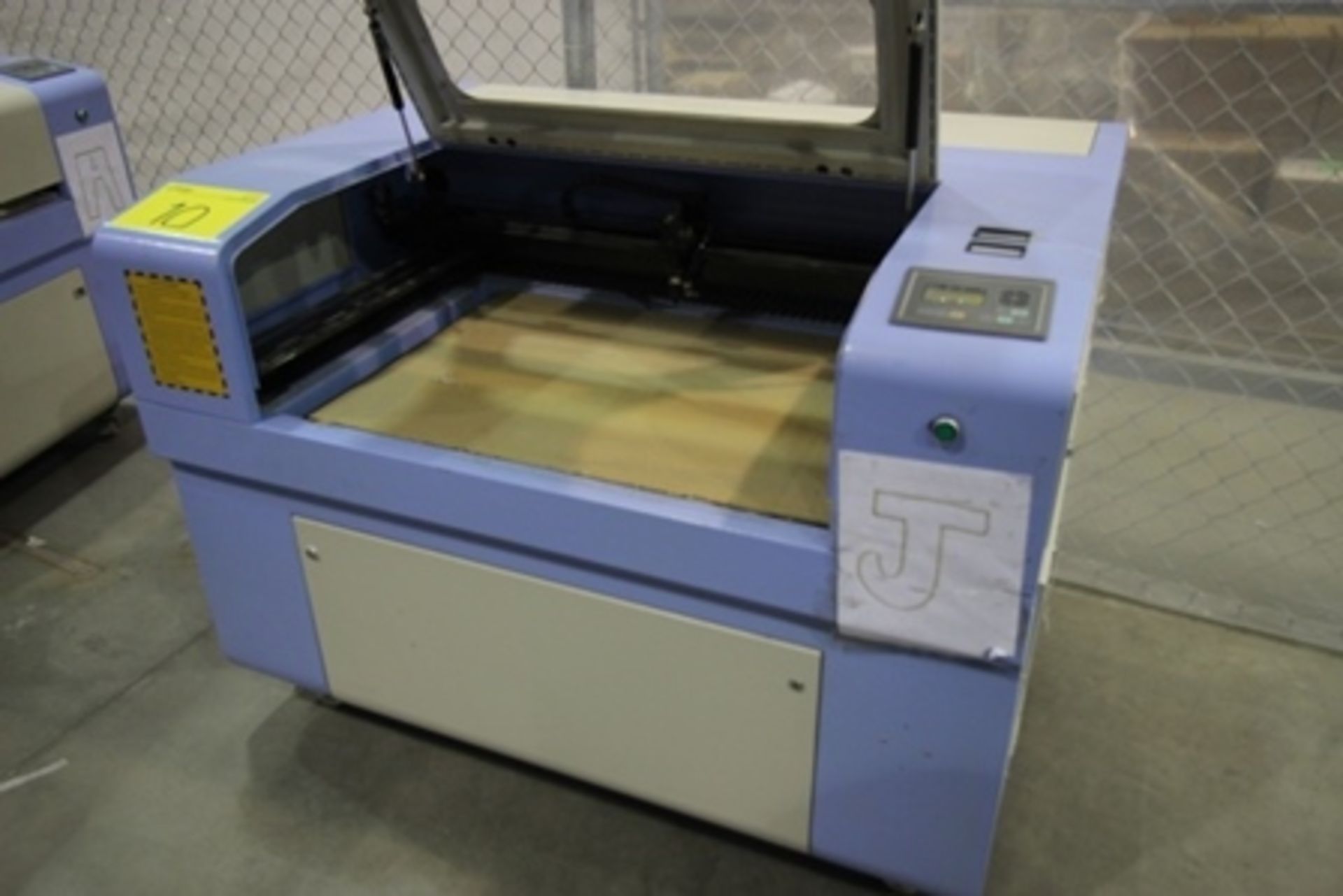 2017 Phillican CO2 laser engraver and cutting machine, model 6090. - Image 9 of 31