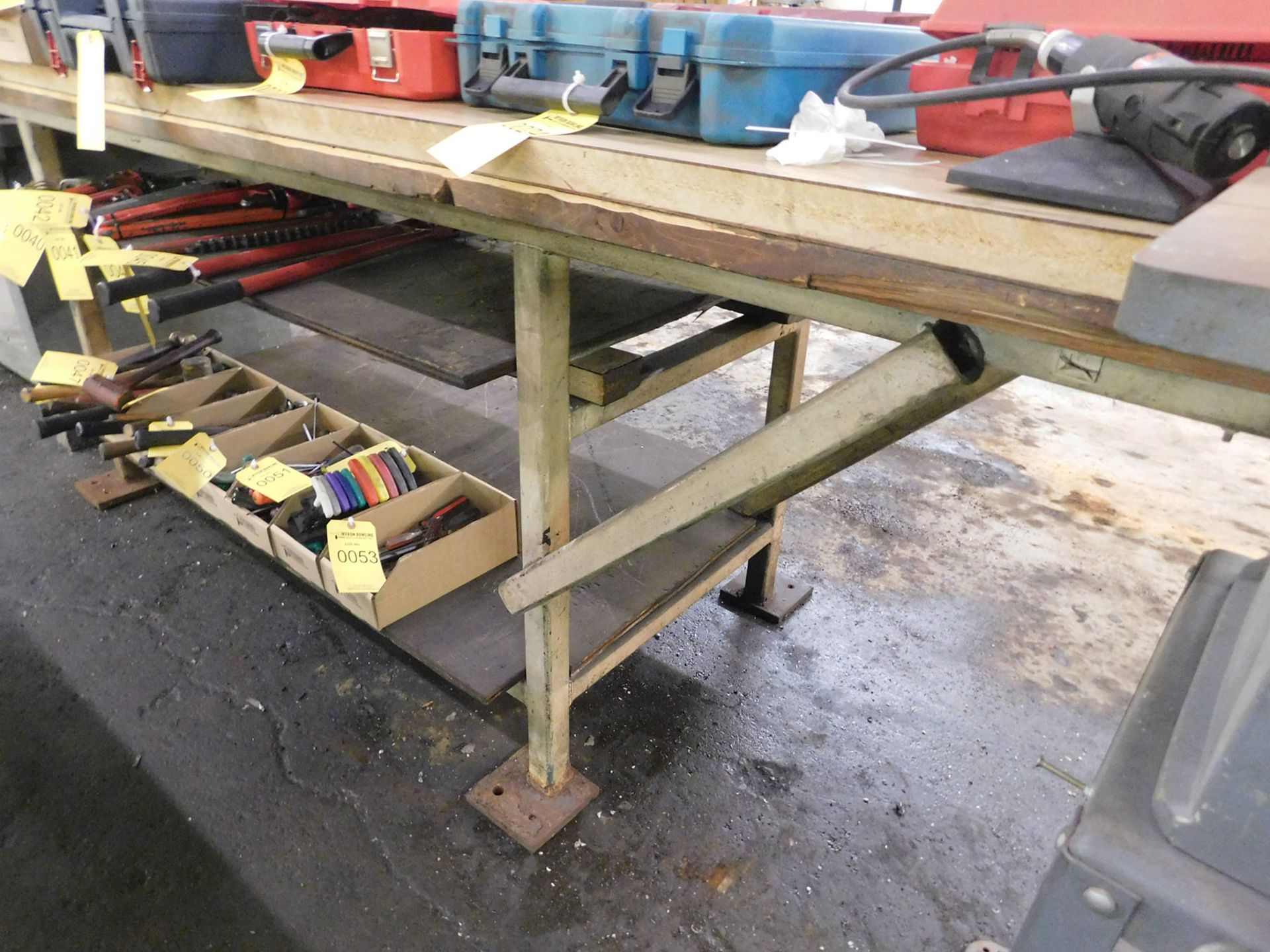 WORK BENCH (NO CONTENTS) - Image 2 of 4