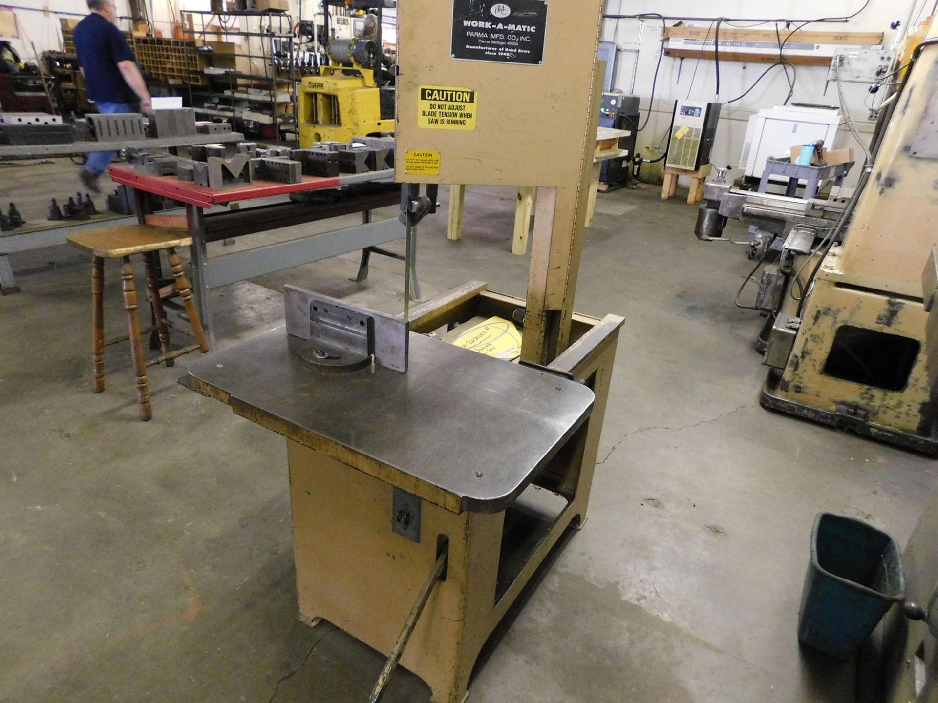 PARMA WORK-A-MATIC VERTICAL BANDSAW; 28'' X 18'' TABLE - Image 2 of 3